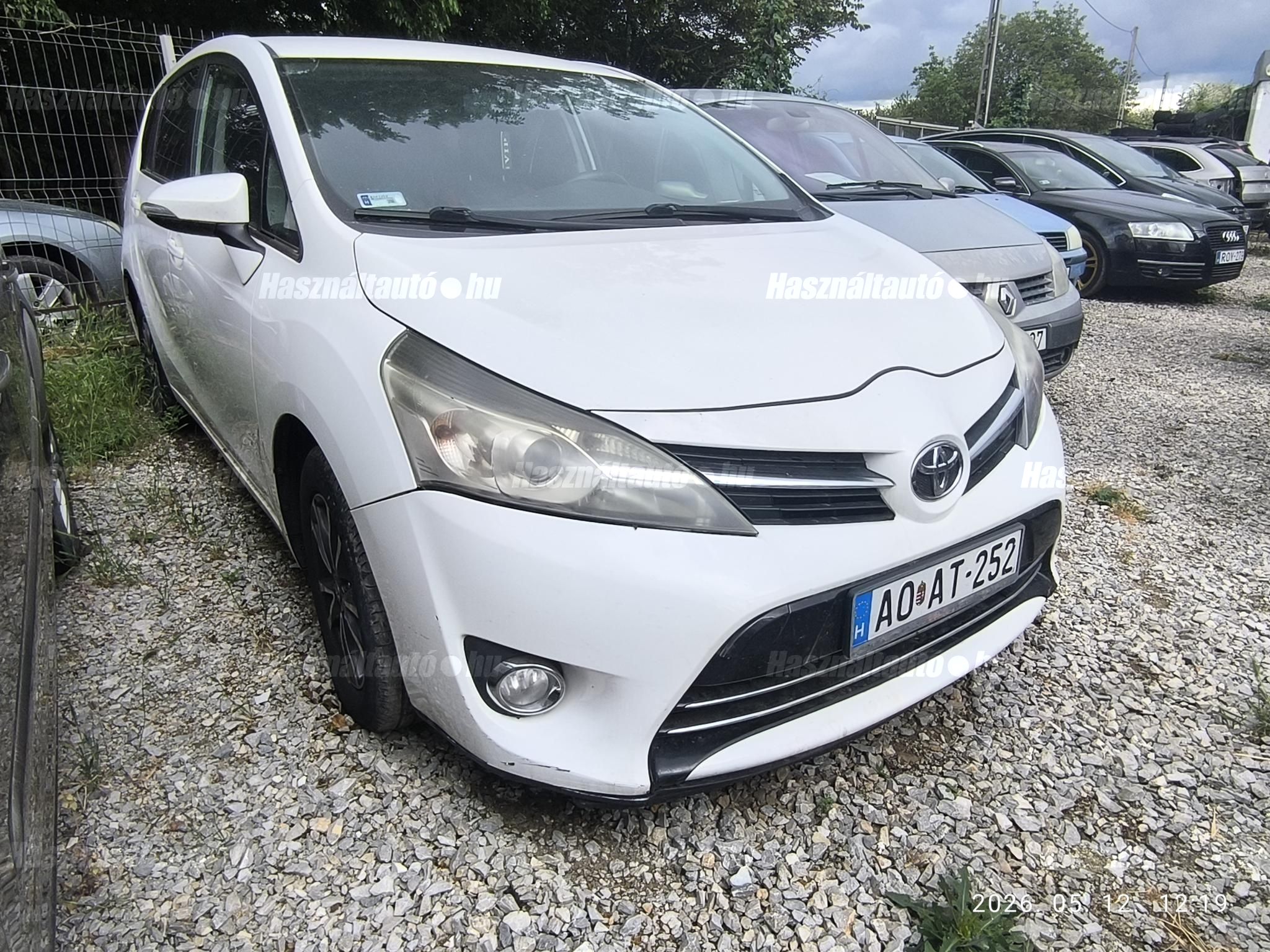TOYOTA VERSO 2013/4 - 1