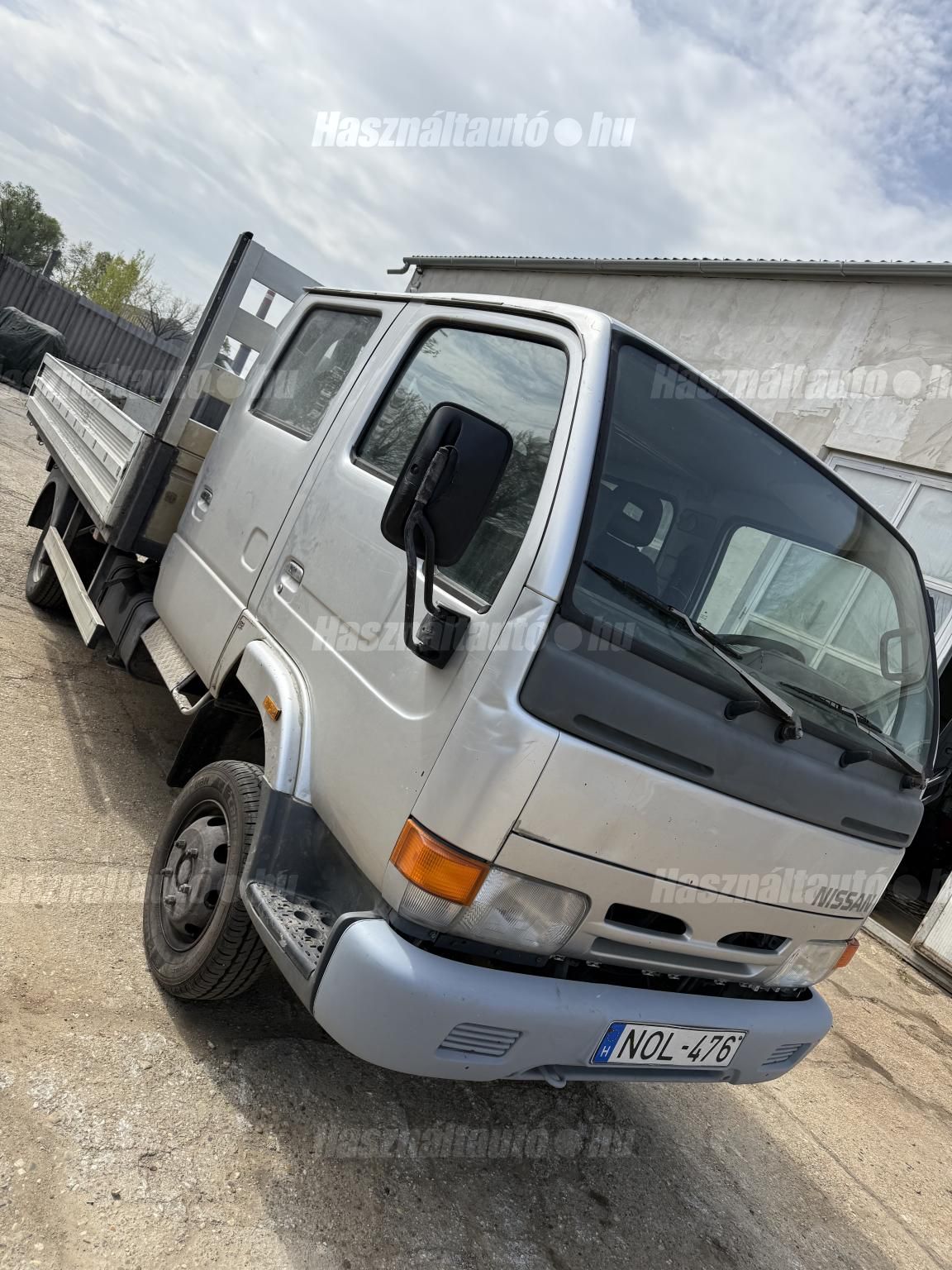 NISSAN CABSTAR 2000/3 - 1
