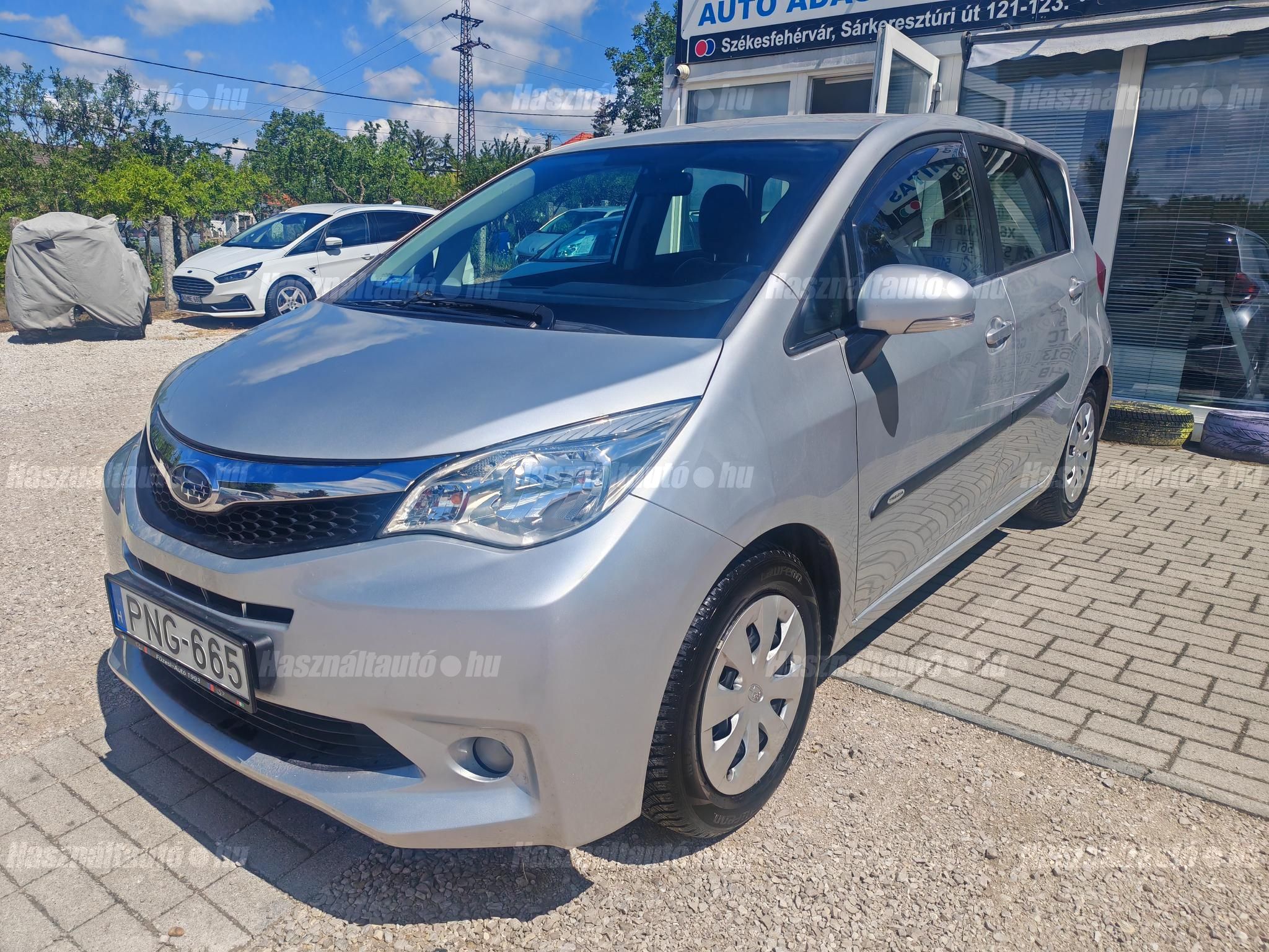 SUBARU TREZIA 2011/3 - 1