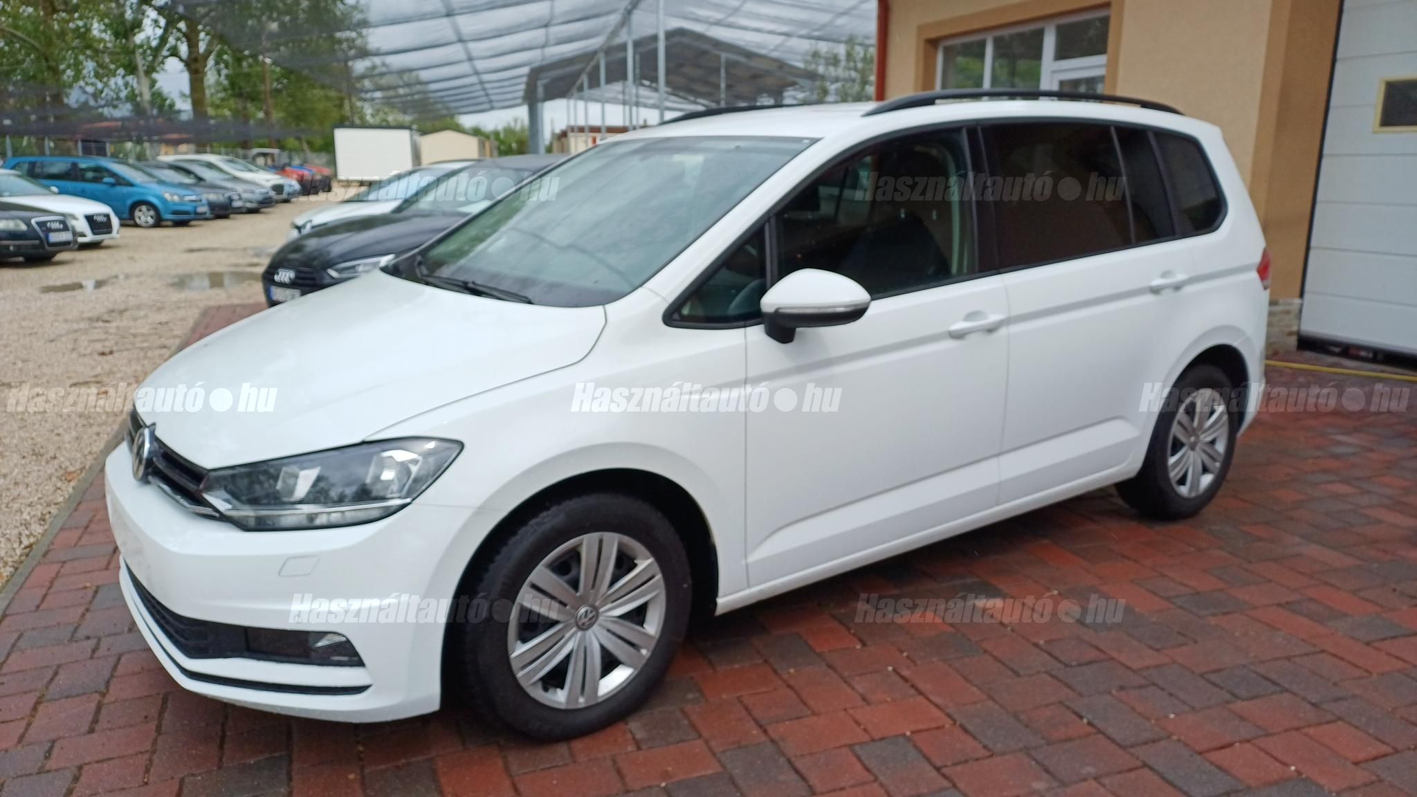 VOLKSWAGEN TOURAN 2017/7 - 1