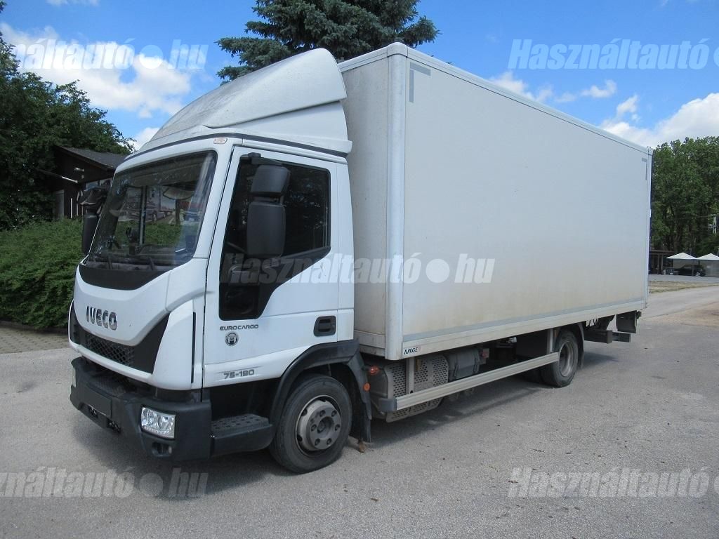IVECO 2016/11 - 1