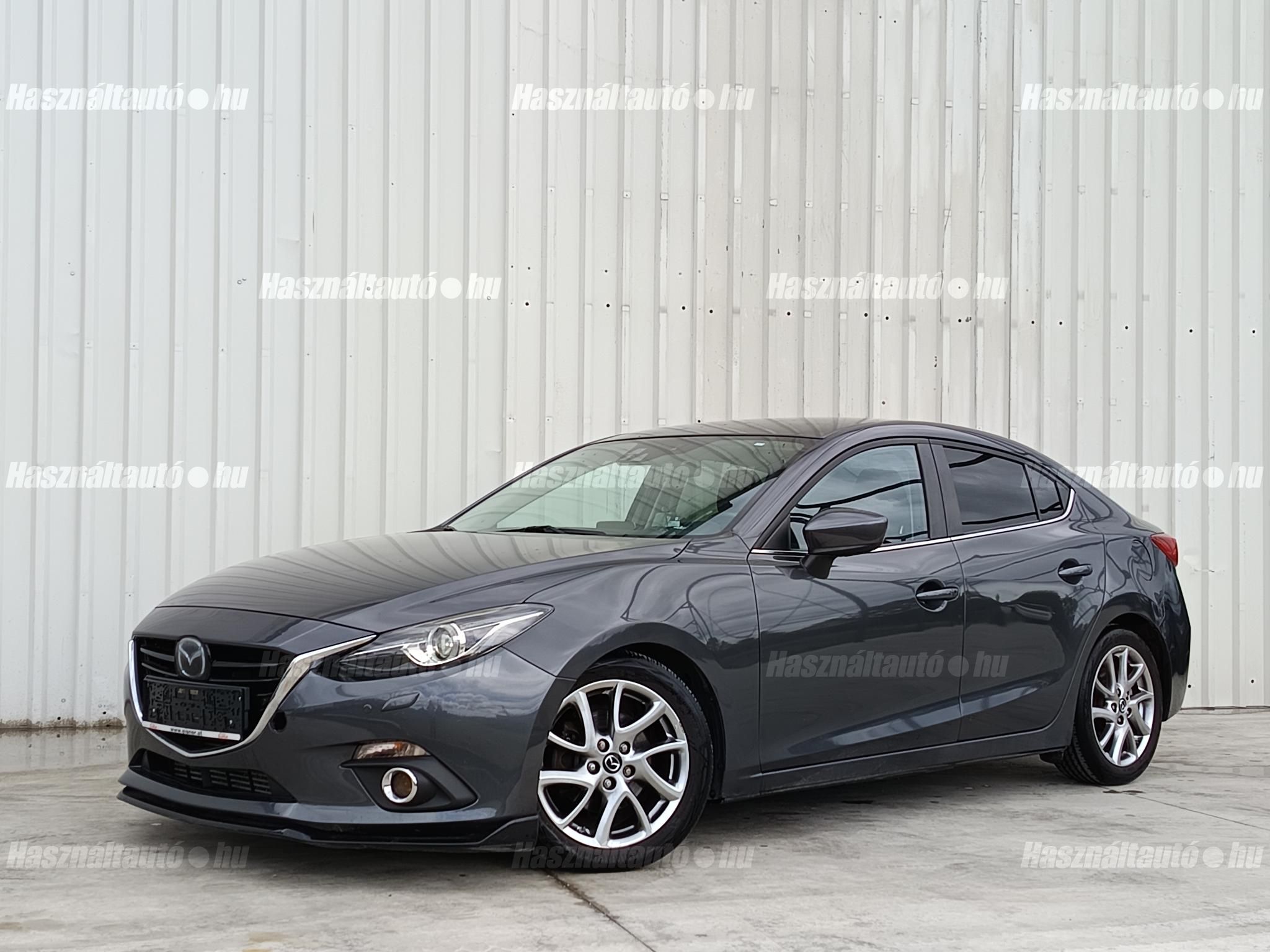 MAZDA 3 2015/11 - 1