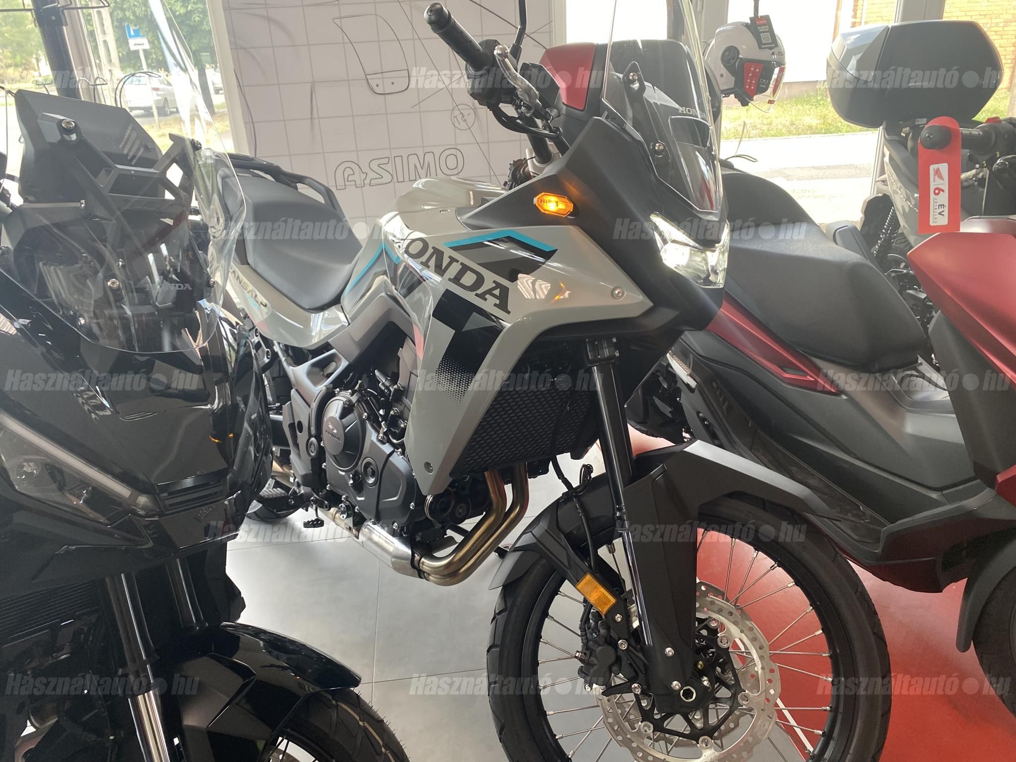 HONDA XL 750 2026 - 1