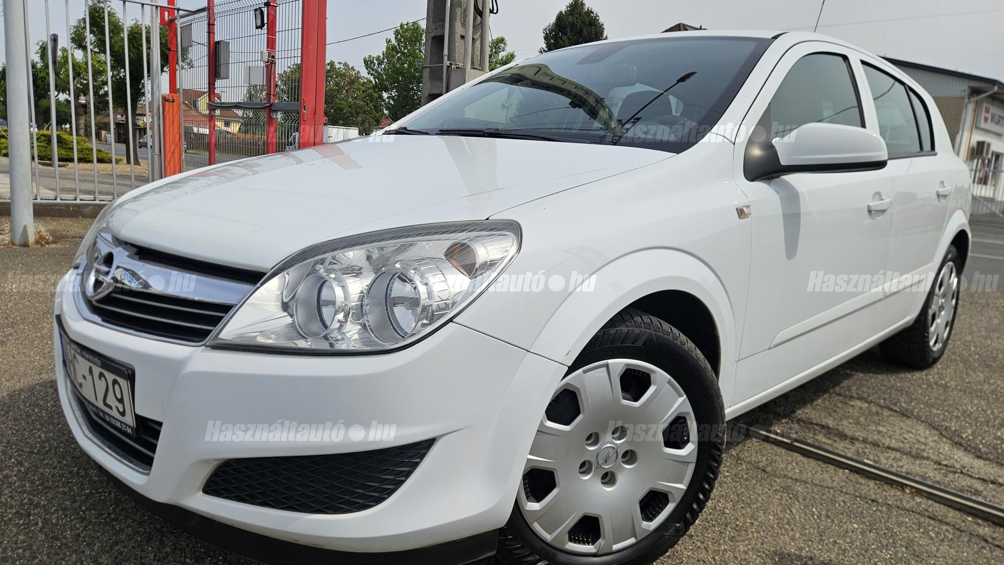 OPEL ASTRA H 2007/11 - 1