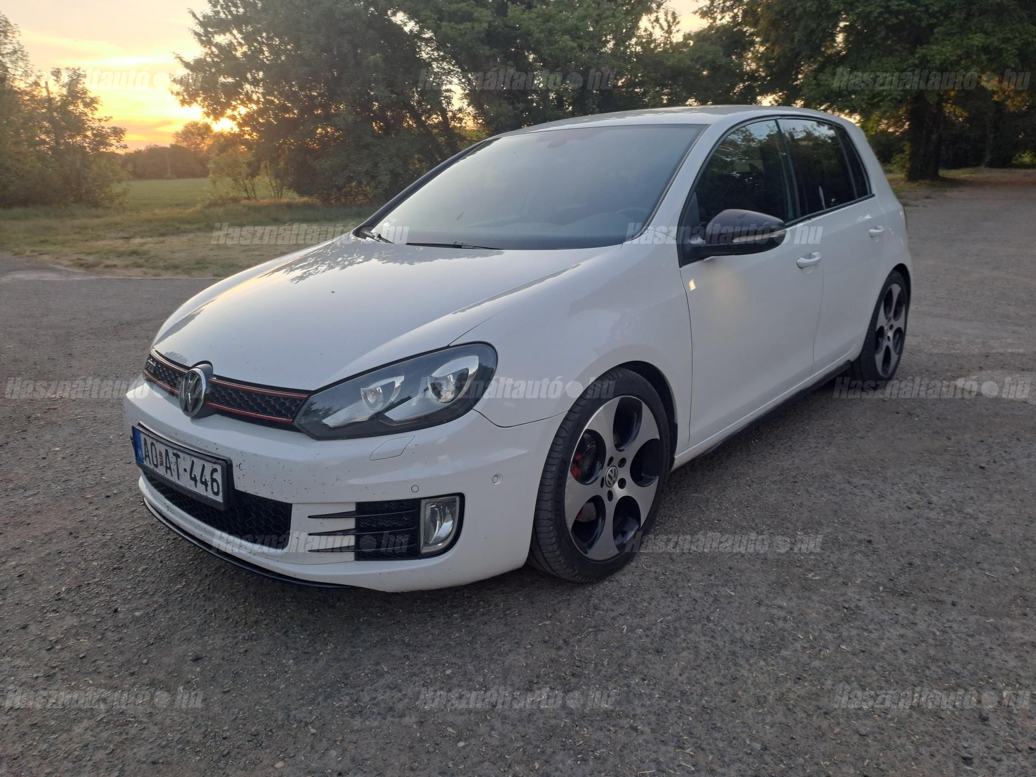 VOLKSWAGEN GOLF VI 2009/9 - 1