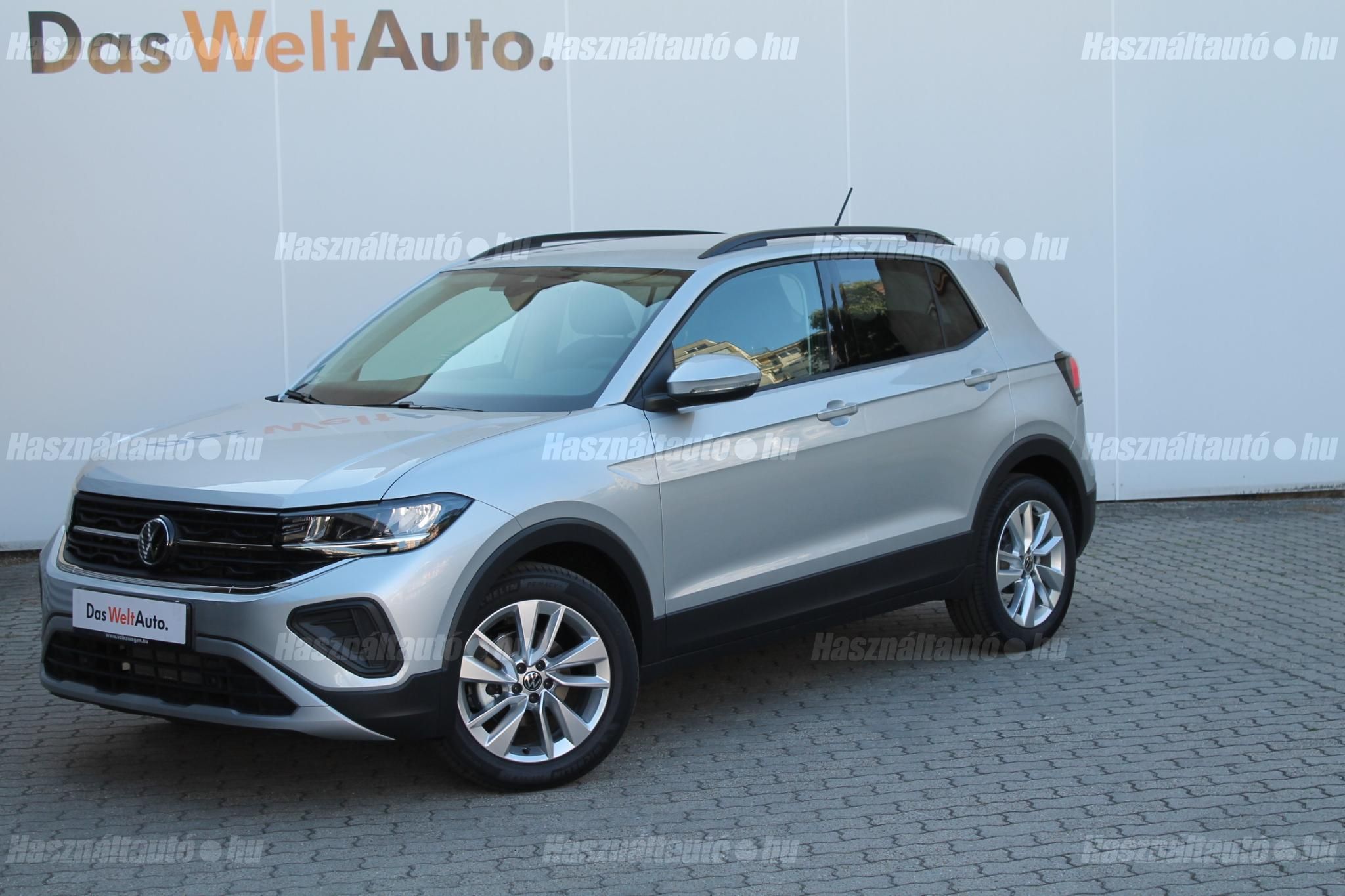 VOLKSWAGEN T-CROSS 2025/8 - 1