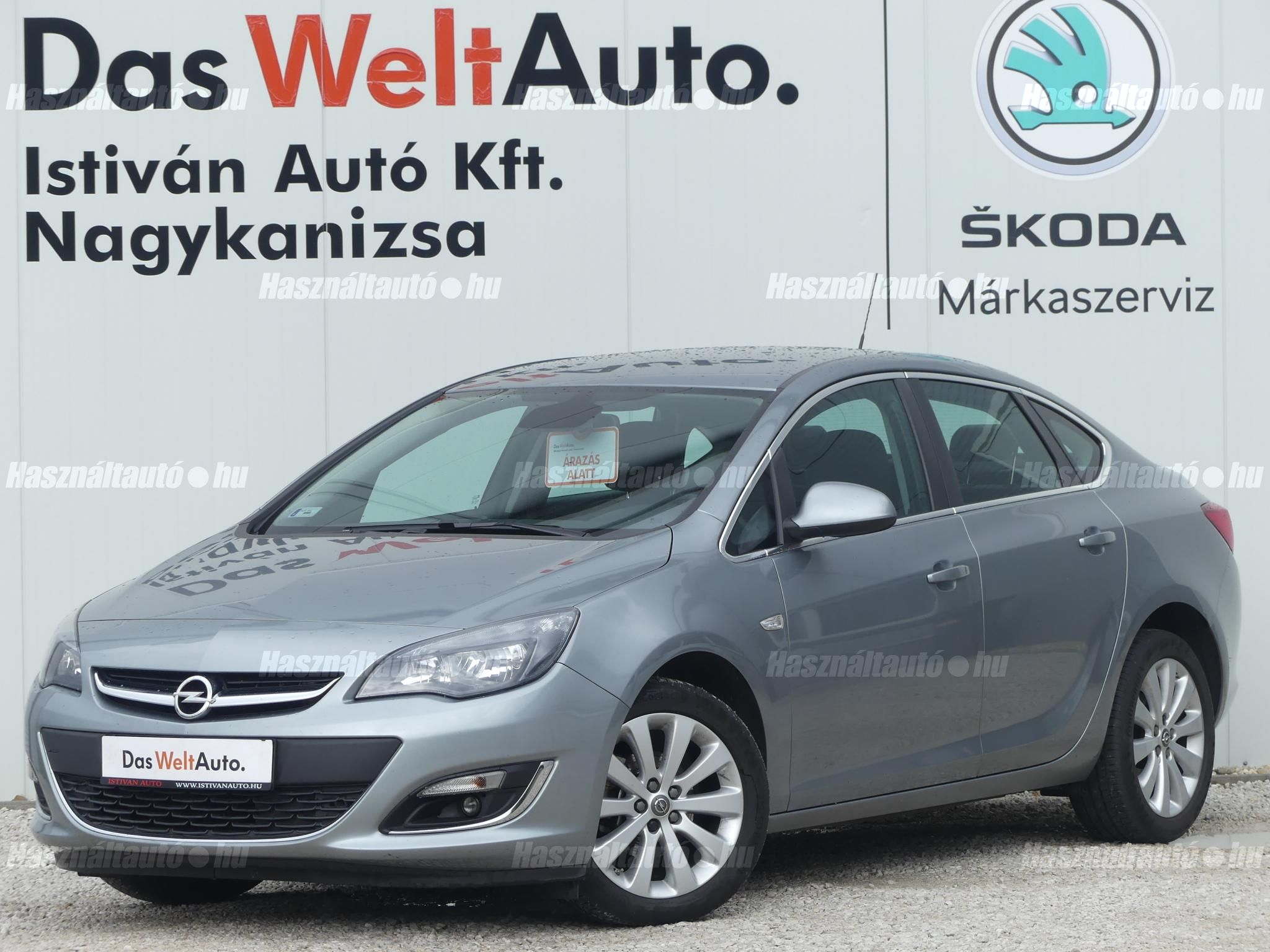 OPEL ASTRA J 2015/4 - 1