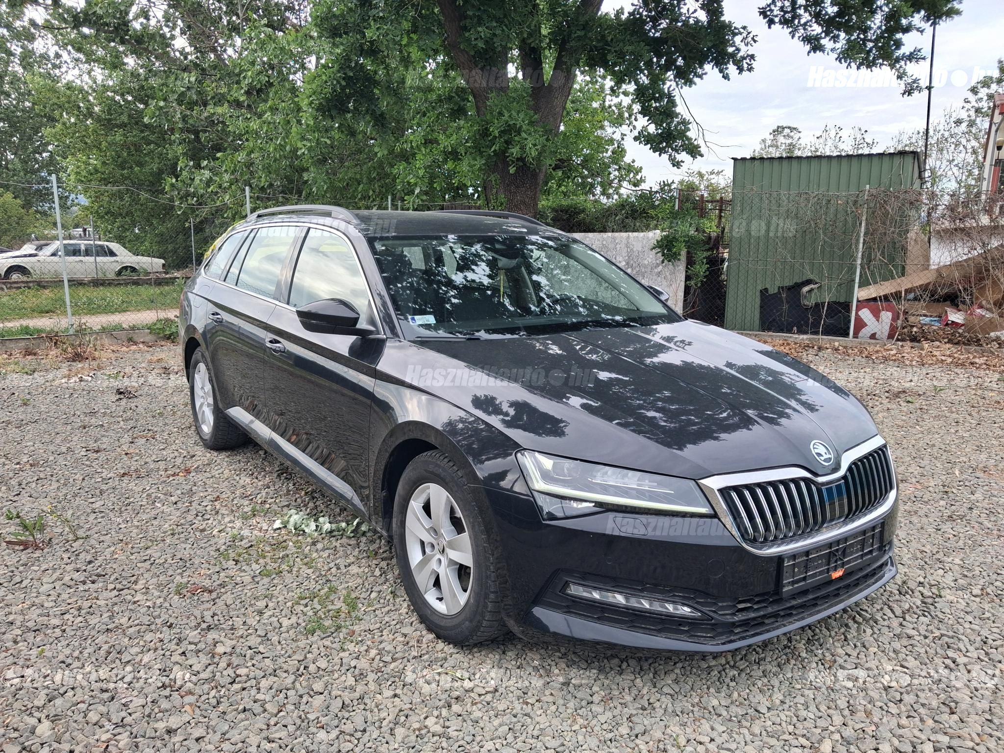 SKODA SUPERB 2019/11 - 1