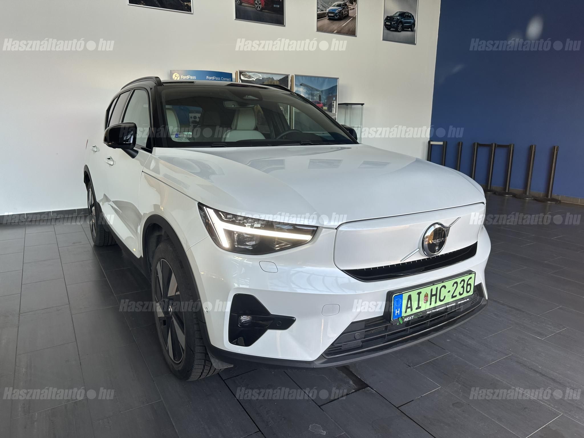 VOLVO EX40 2024/10 - 1