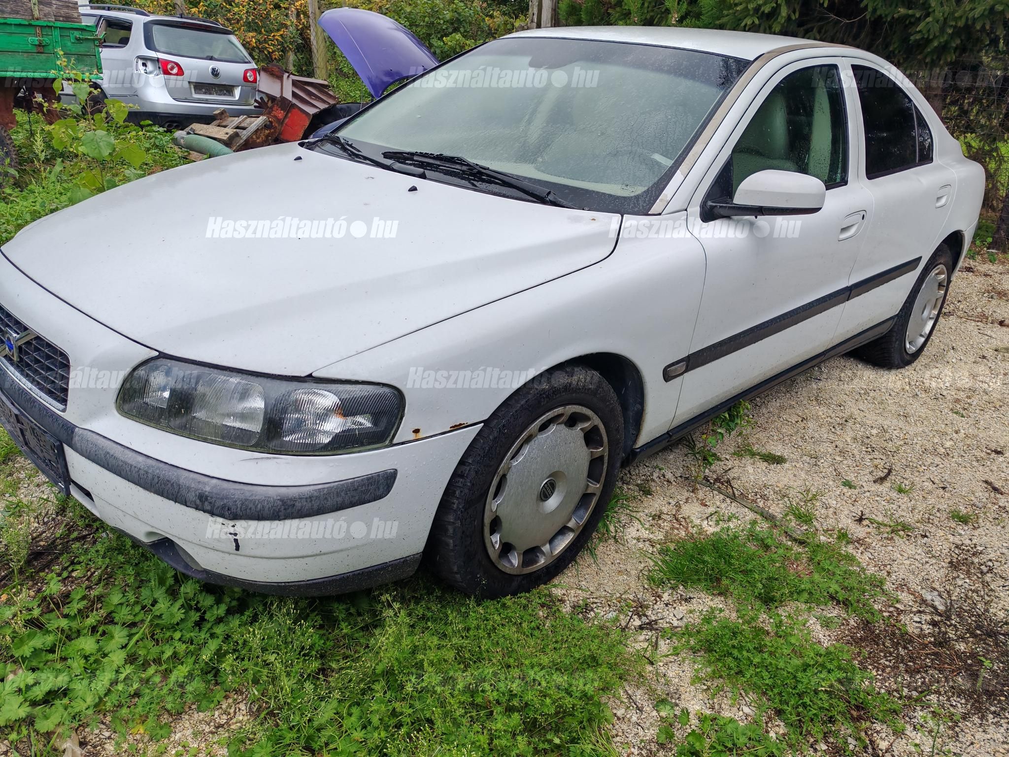 VOLVO S60 2003/4 - 1
