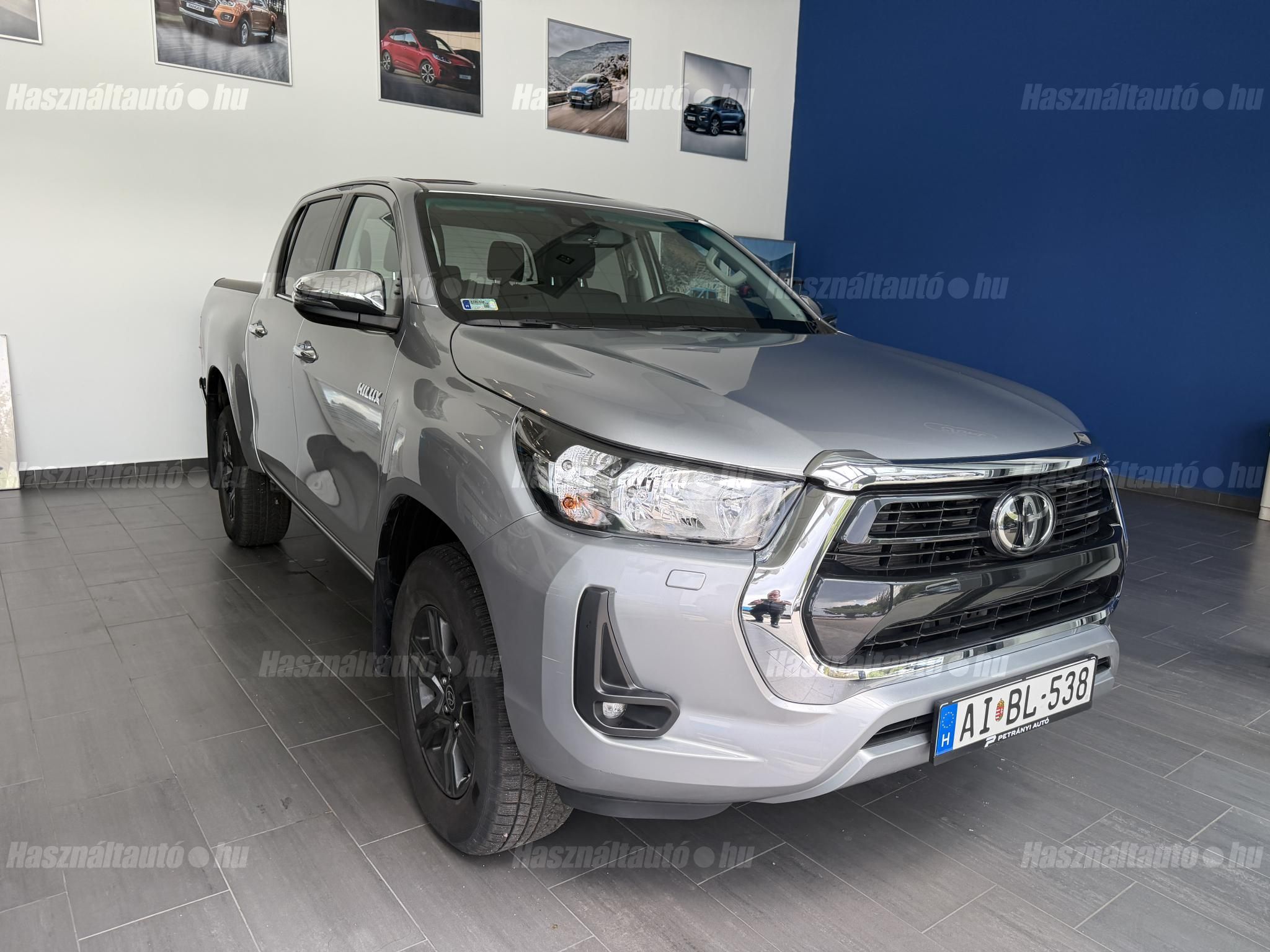 TOYOTA HILUX 2024/12 - 1