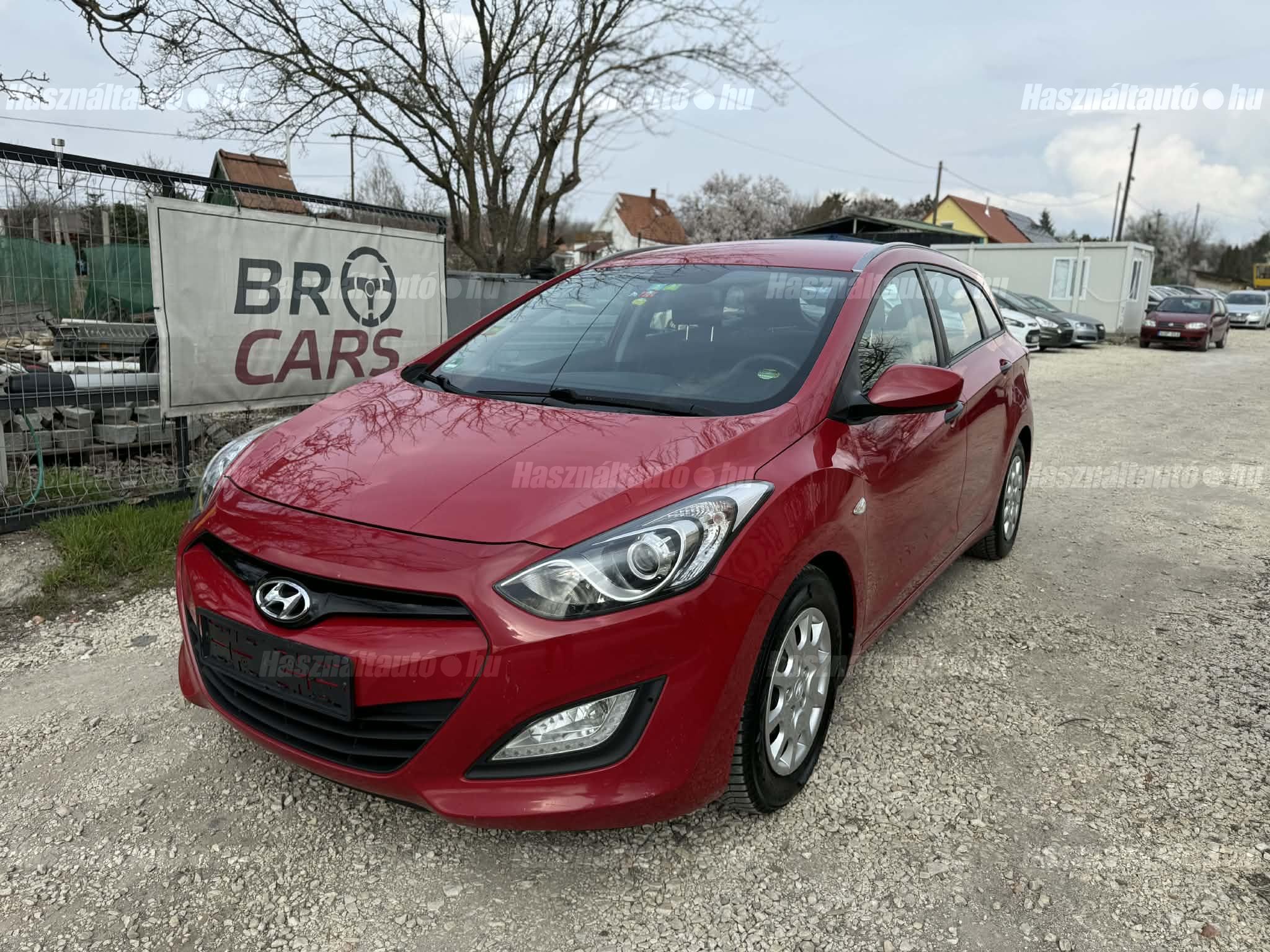 HYUNDAI I30 2013/6 - 1