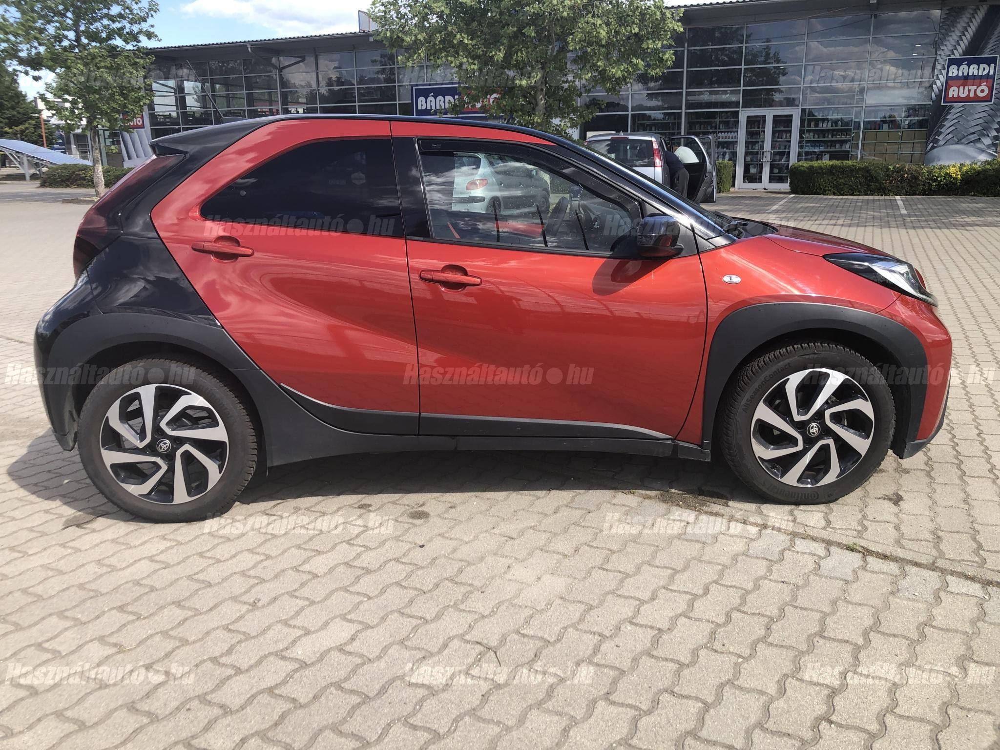 TOYOTA AYGO 2023/3 - 1