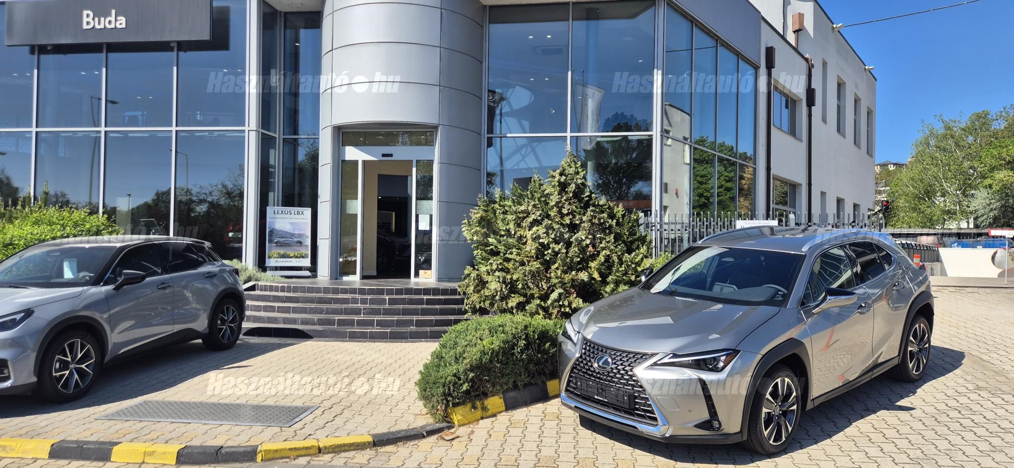 LEXUS UX 2025 - 1