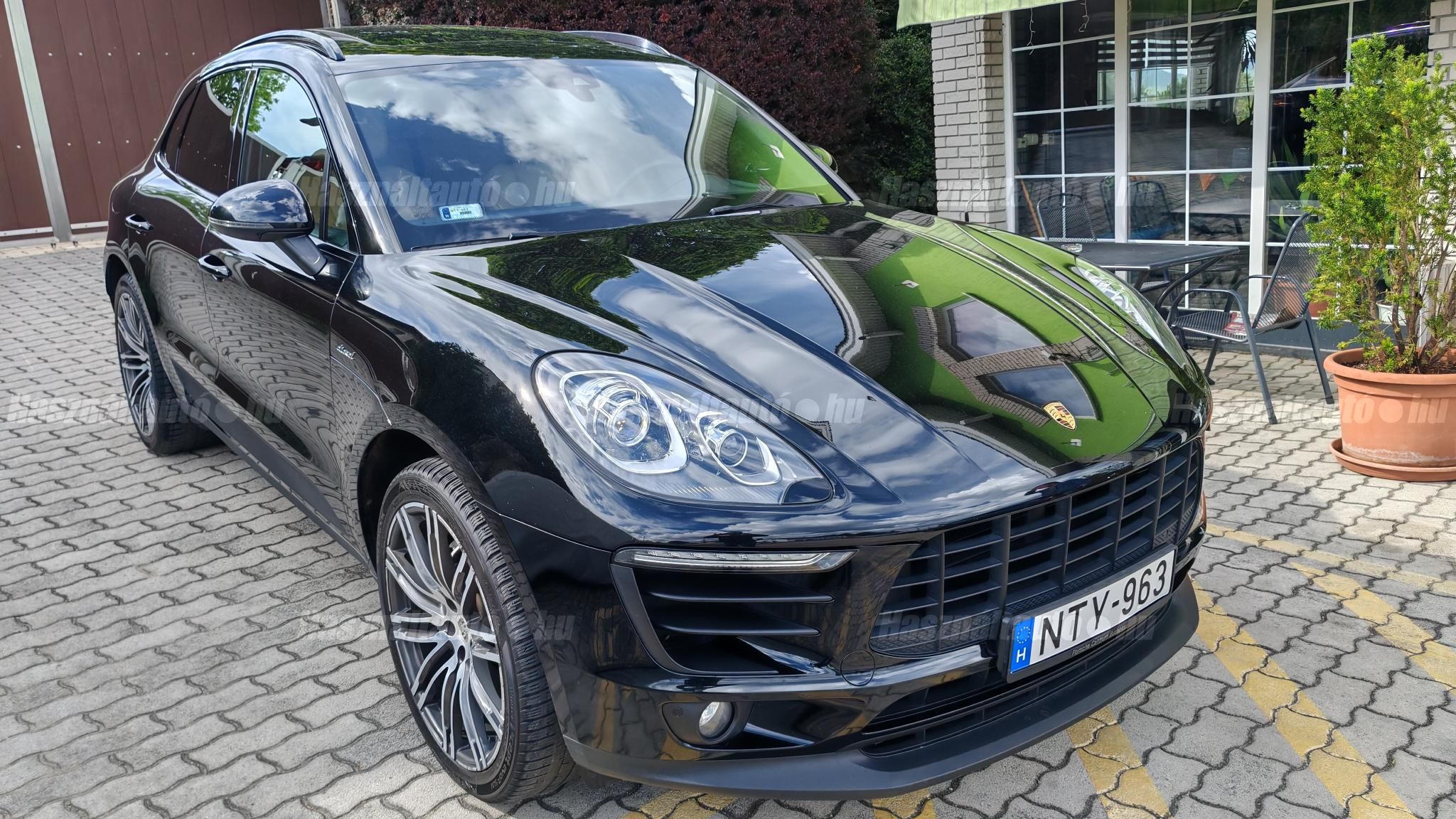 PORSCHE MACAN 2016/7 - 1
