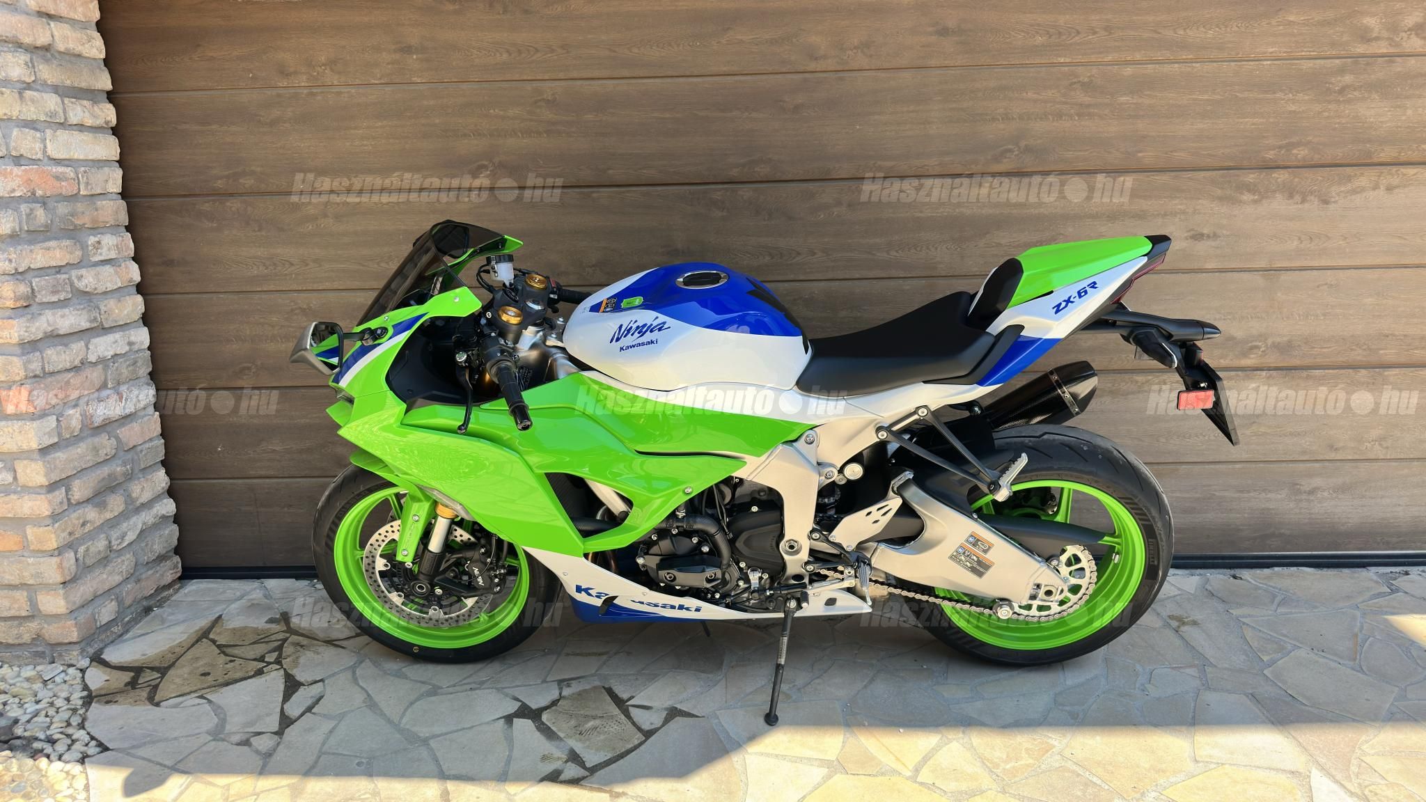 KAWASAKI ZX-6R (NINJA) 2024/8 - 1