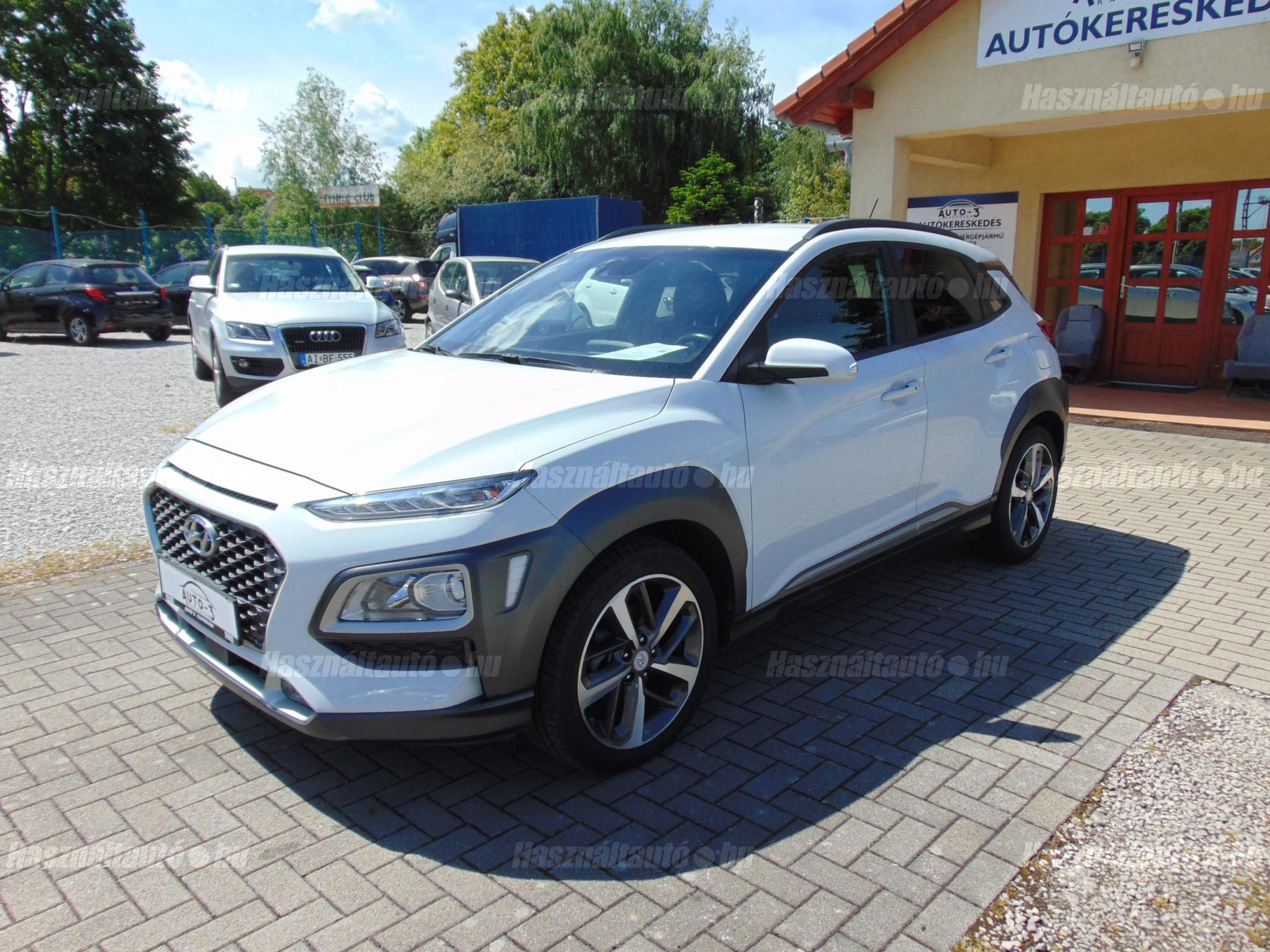 HYUNDAI KONA 2018/9 - 1