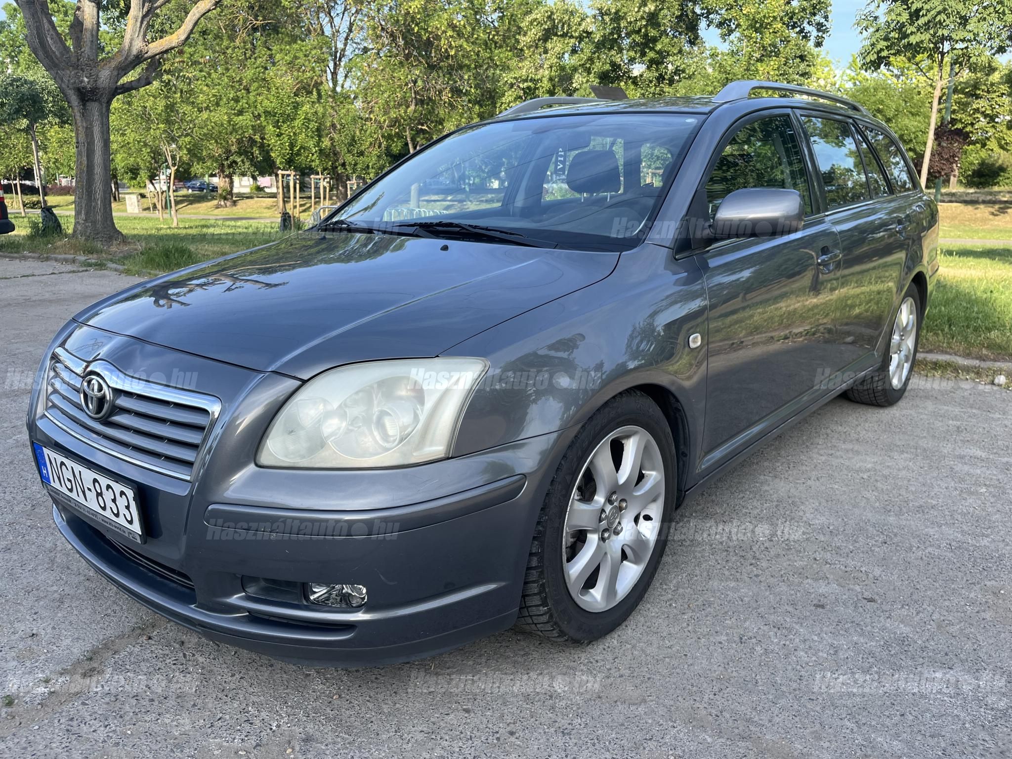 TOYOTA AVENSIS 2004/10 - 1