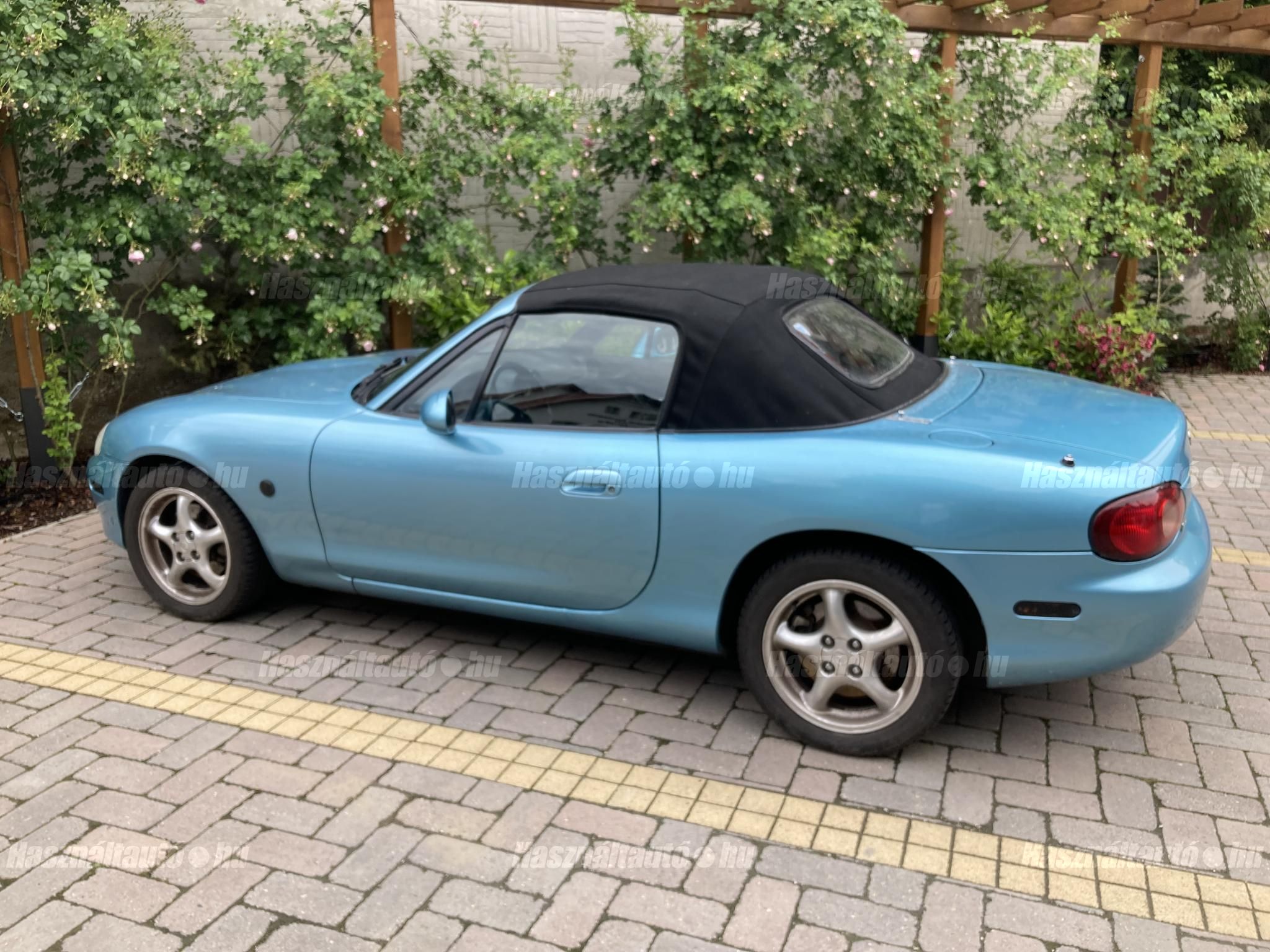 MAZDA MX-5 2001/11 - 1