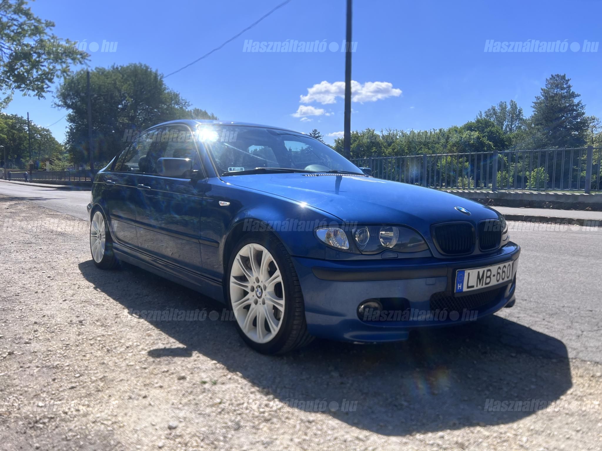 BMW 325 2002/9 - 1