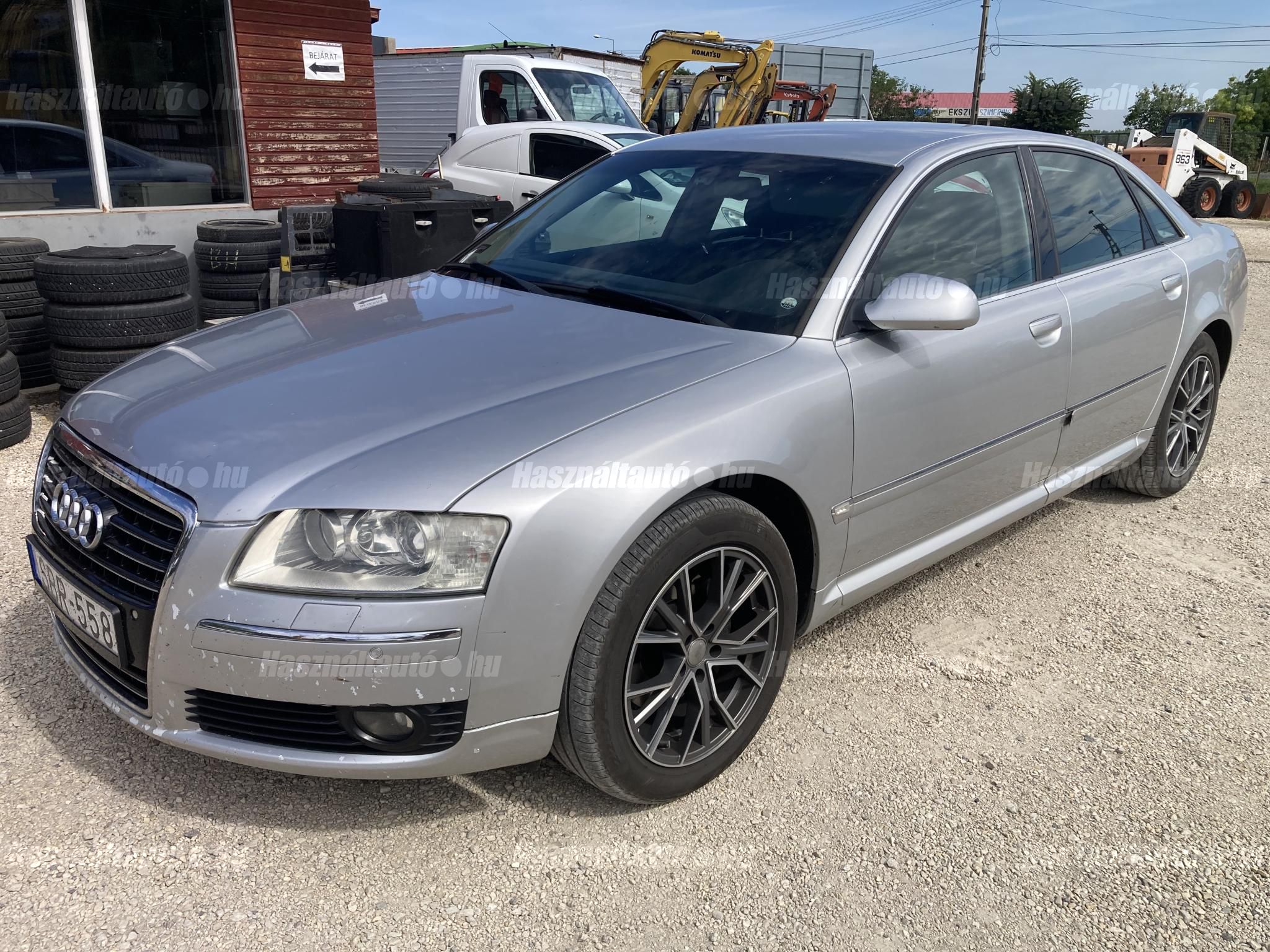 AUDI A8 2004/1 - 1