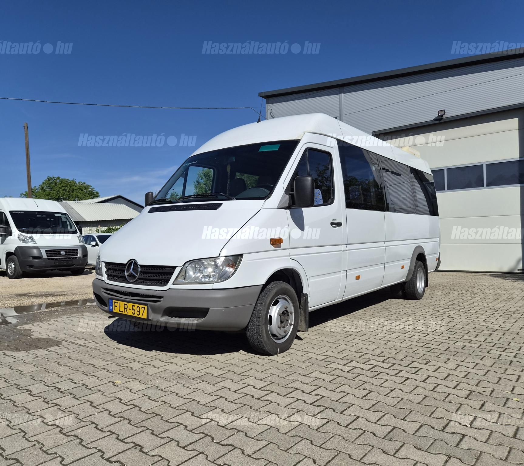 MERCEDES-BENZ 2006/2 - 1