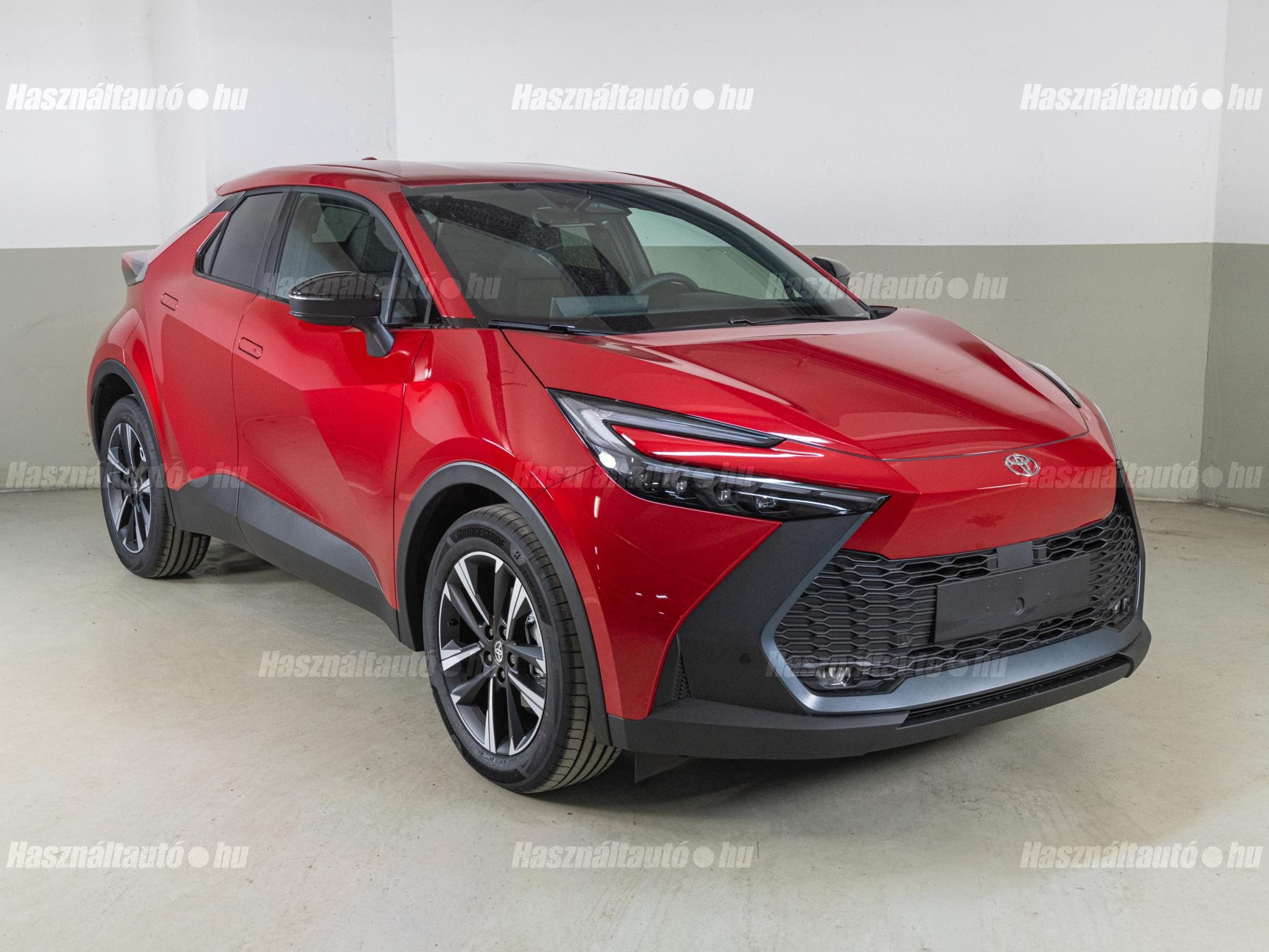 TOYOTA C-HR 2026 - 1