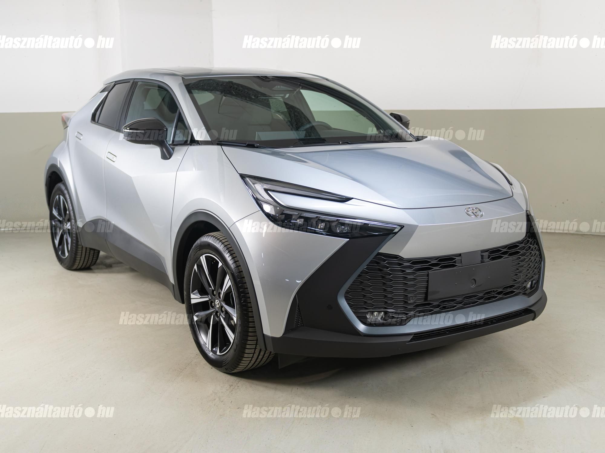 TOYOTA C-HR 2026 - 1