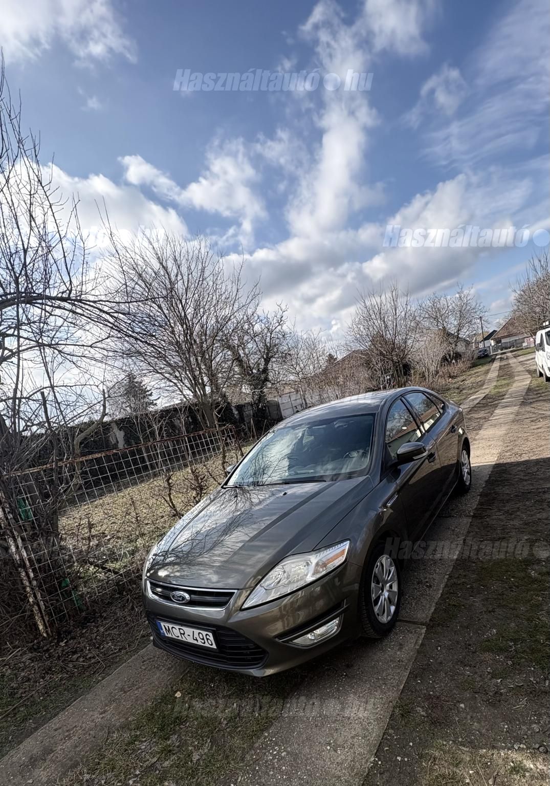FORD MONDEO 2012/6 - 1
