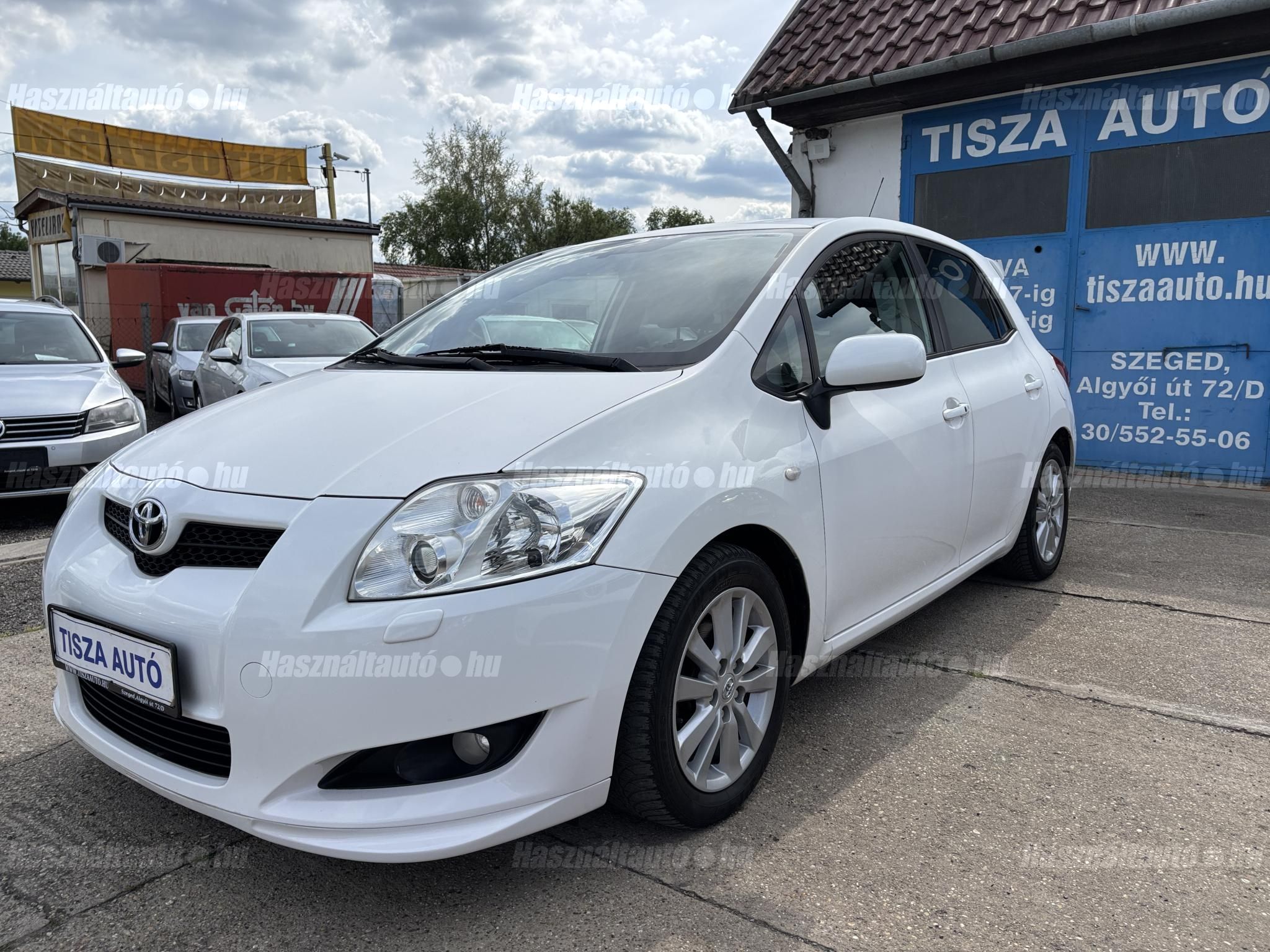 TOYOTA AURIS 2008/6 - 1