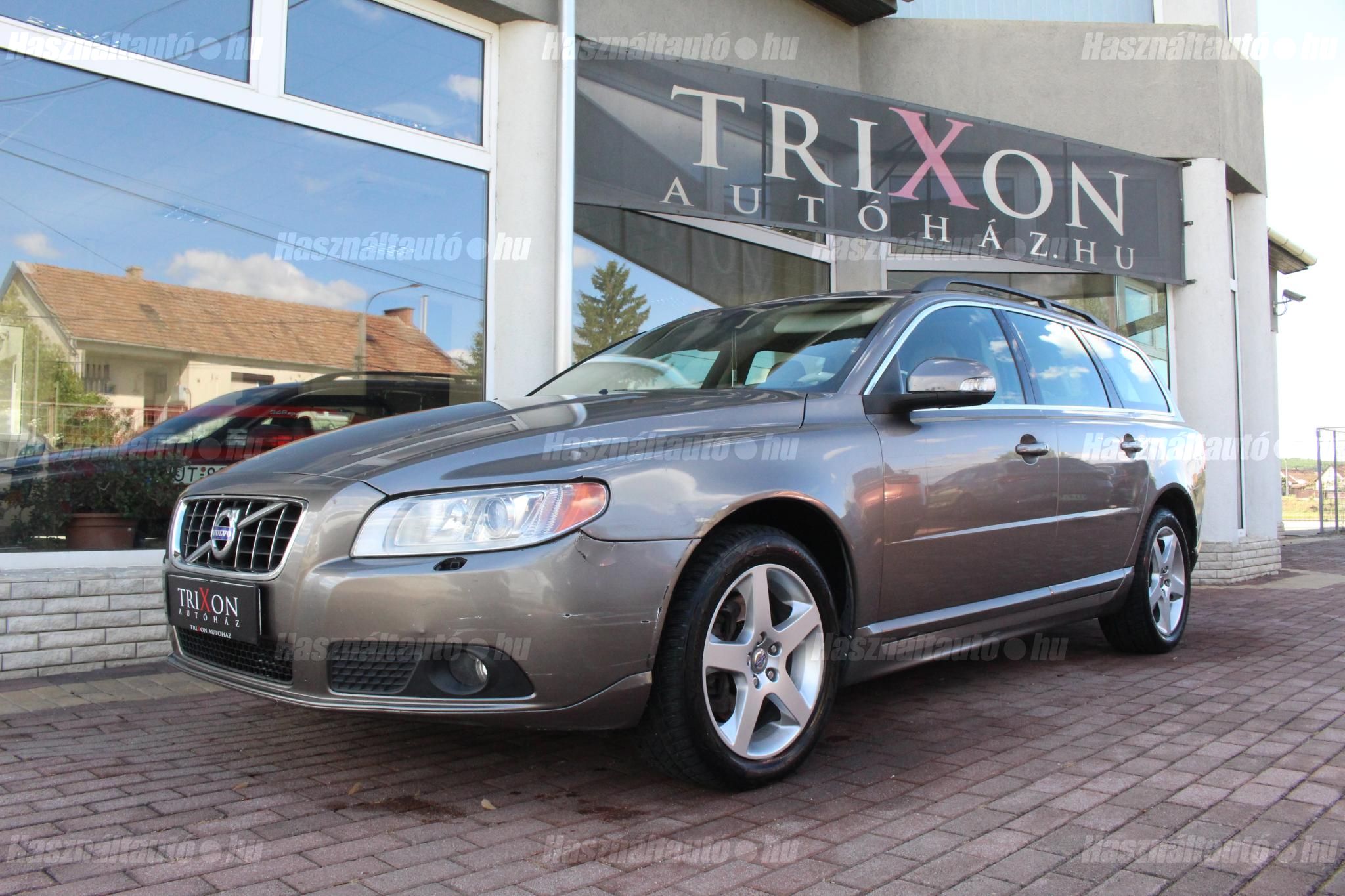 VOLVO V70 2009/6 - 1