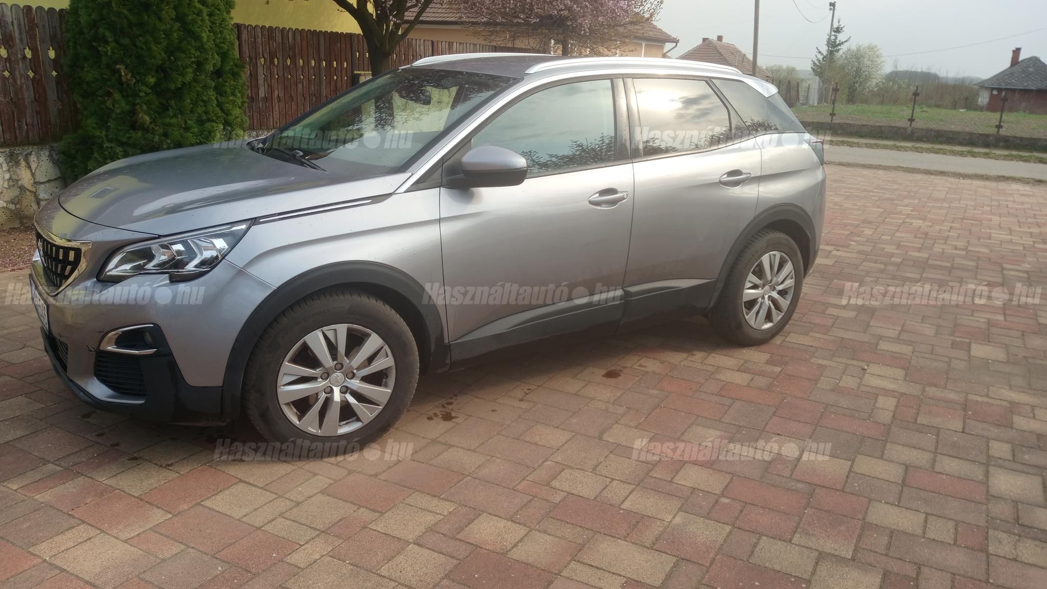 PEUGEOT 3008 2017/10 - 1
