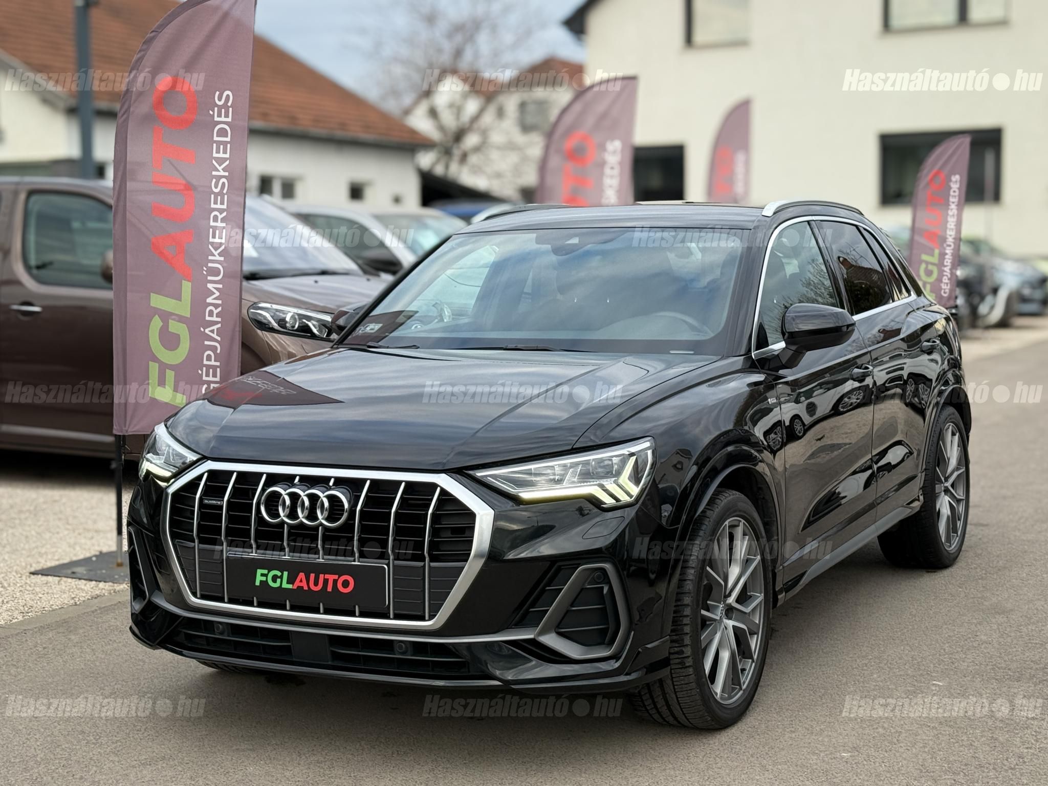 AUDI Q3 2019/6 - 1