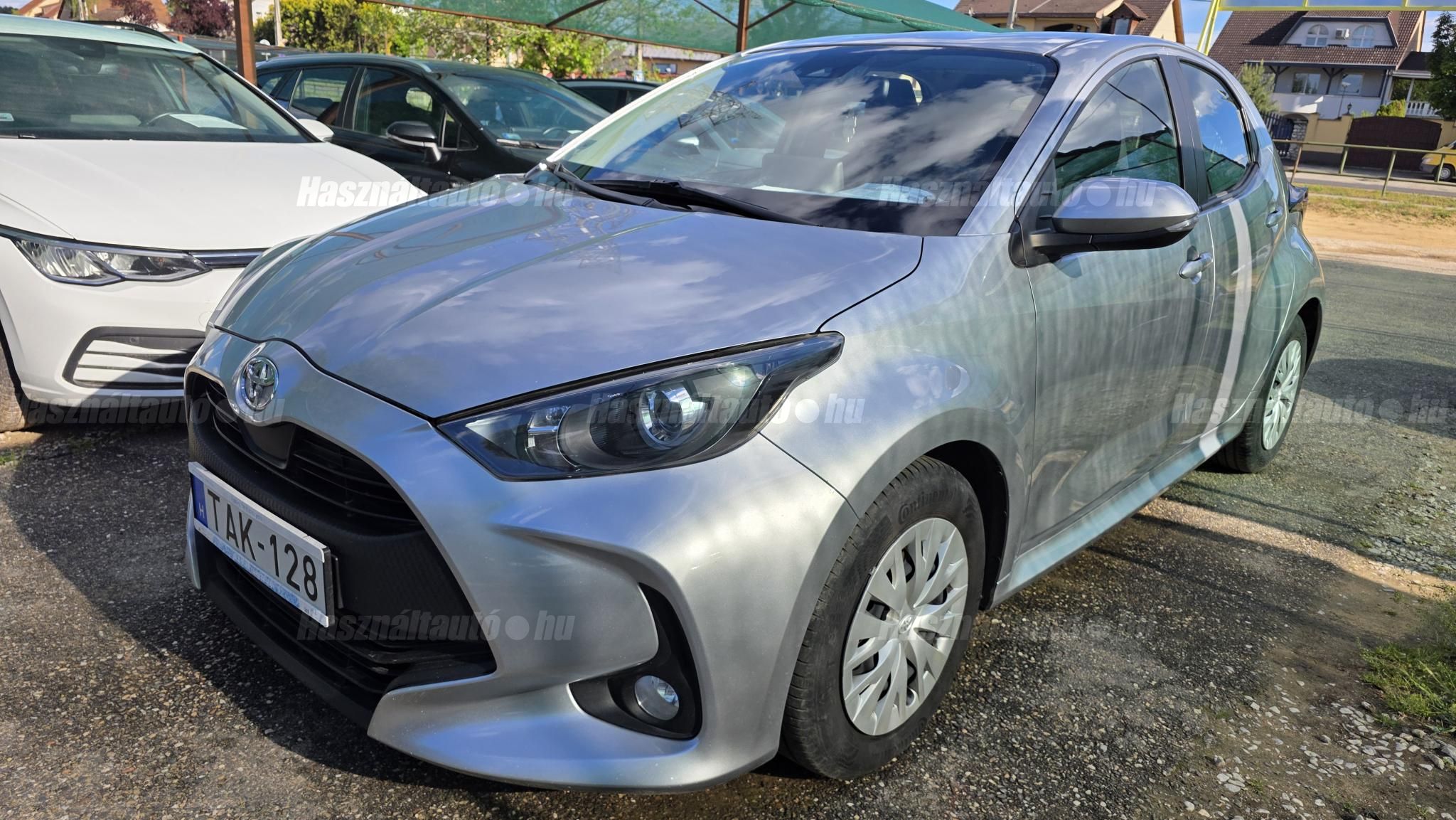 TOYOTA YARIS 2022/1 - 1