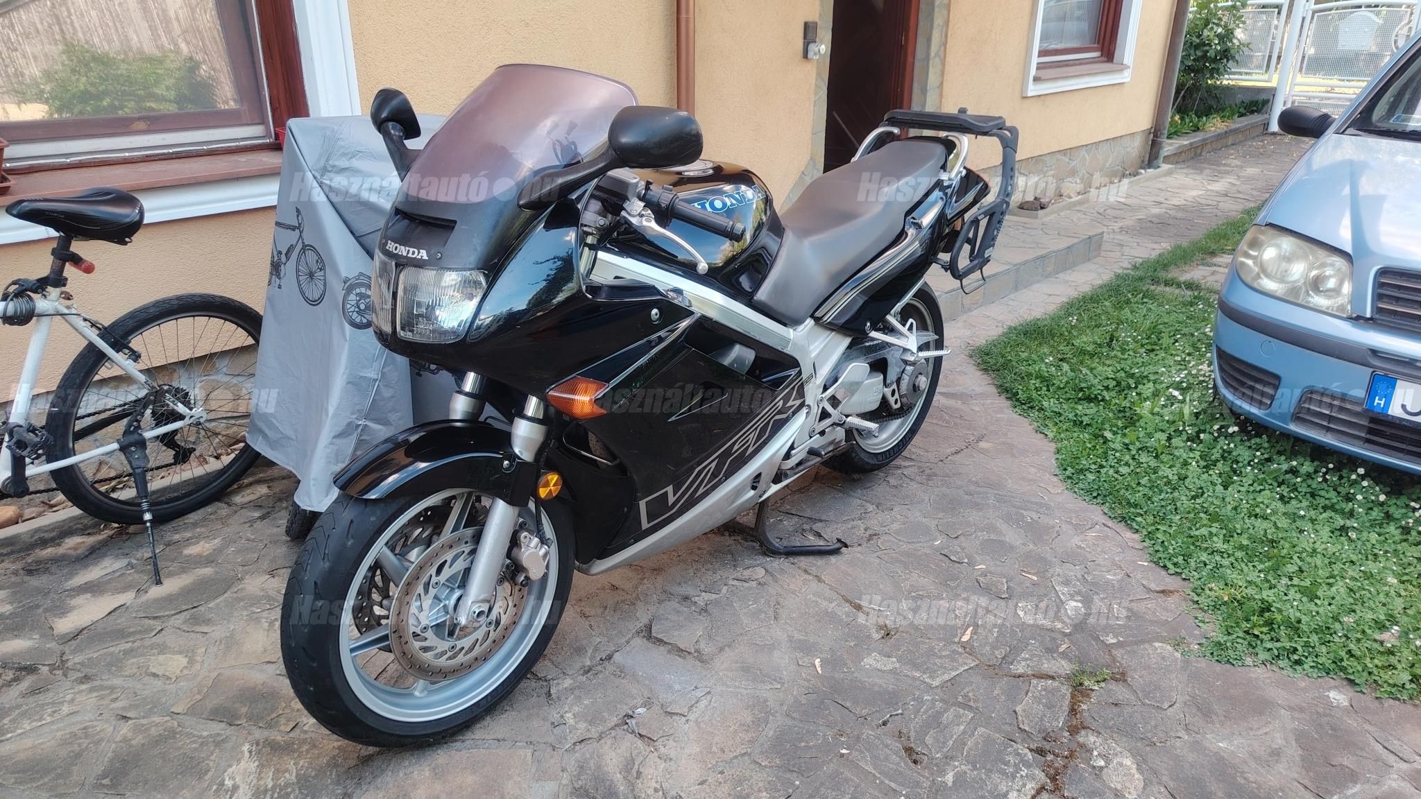 HONDA VFR 750 F 1993/8 - 1
