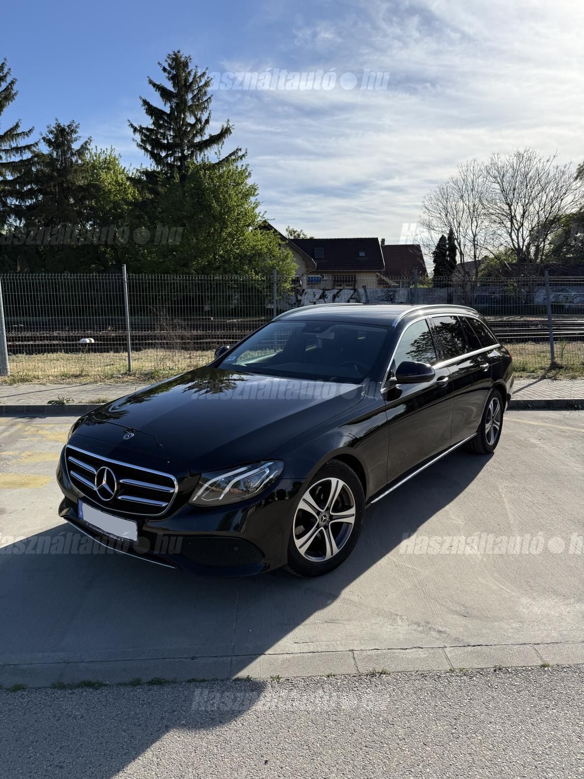MERCEDES-BENZ E 220 2019/7 - 1