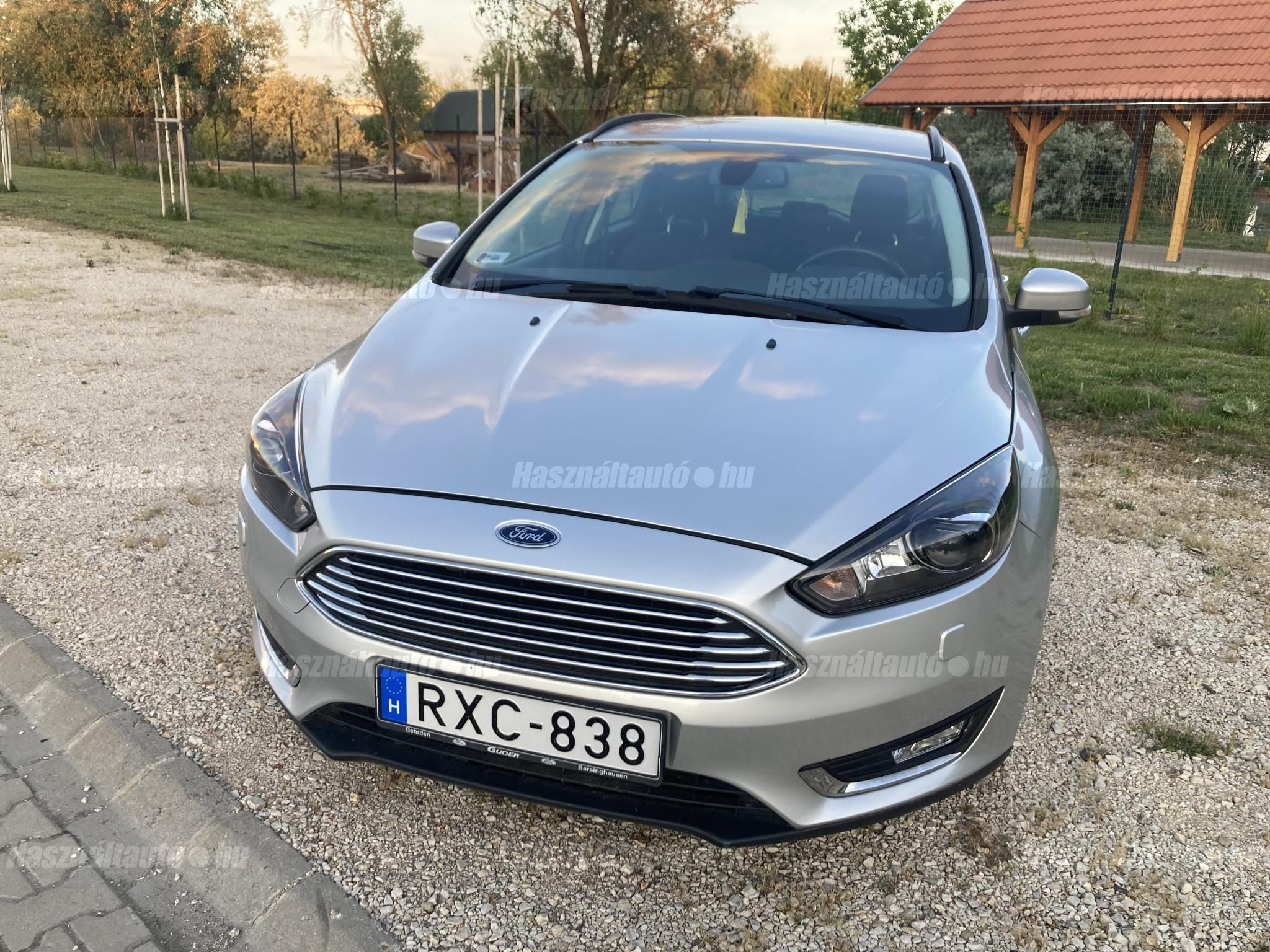 FORD FOCUS 2015/5 - 1