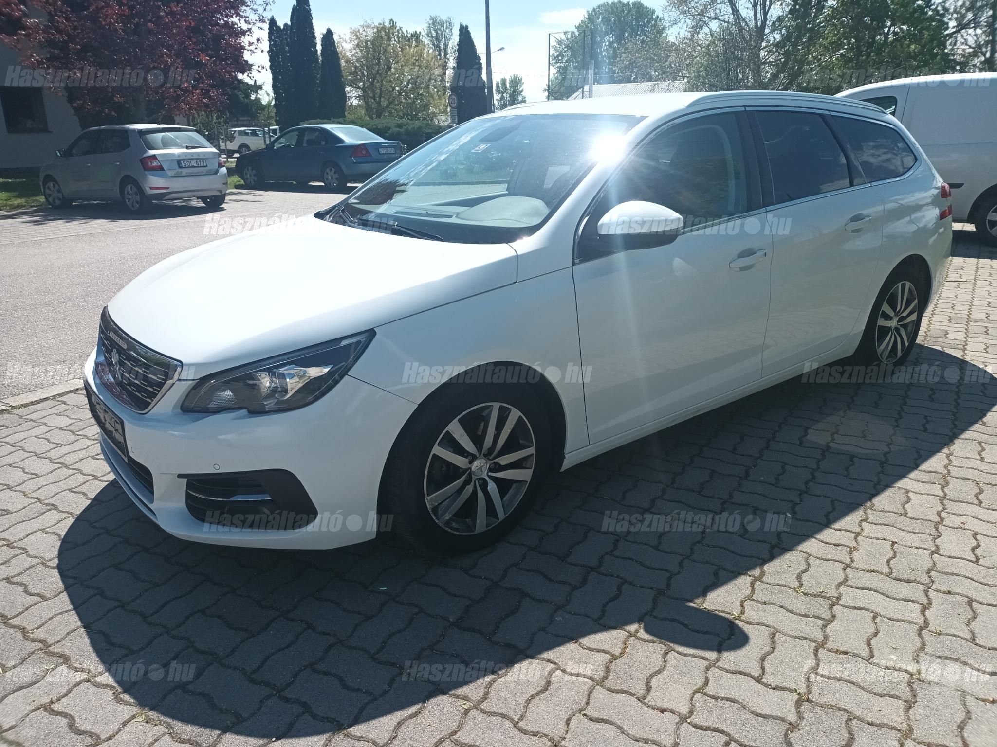 PEUGEOT 308 2014/7 - 1