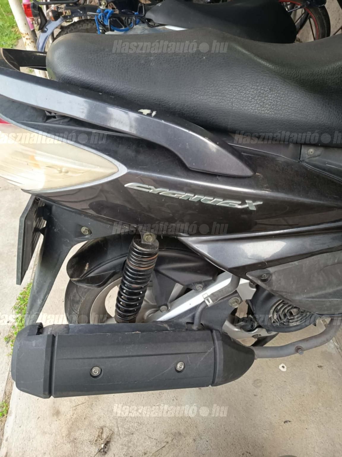 YAMAHA CYGNUS X 125 2010/6 - 1
