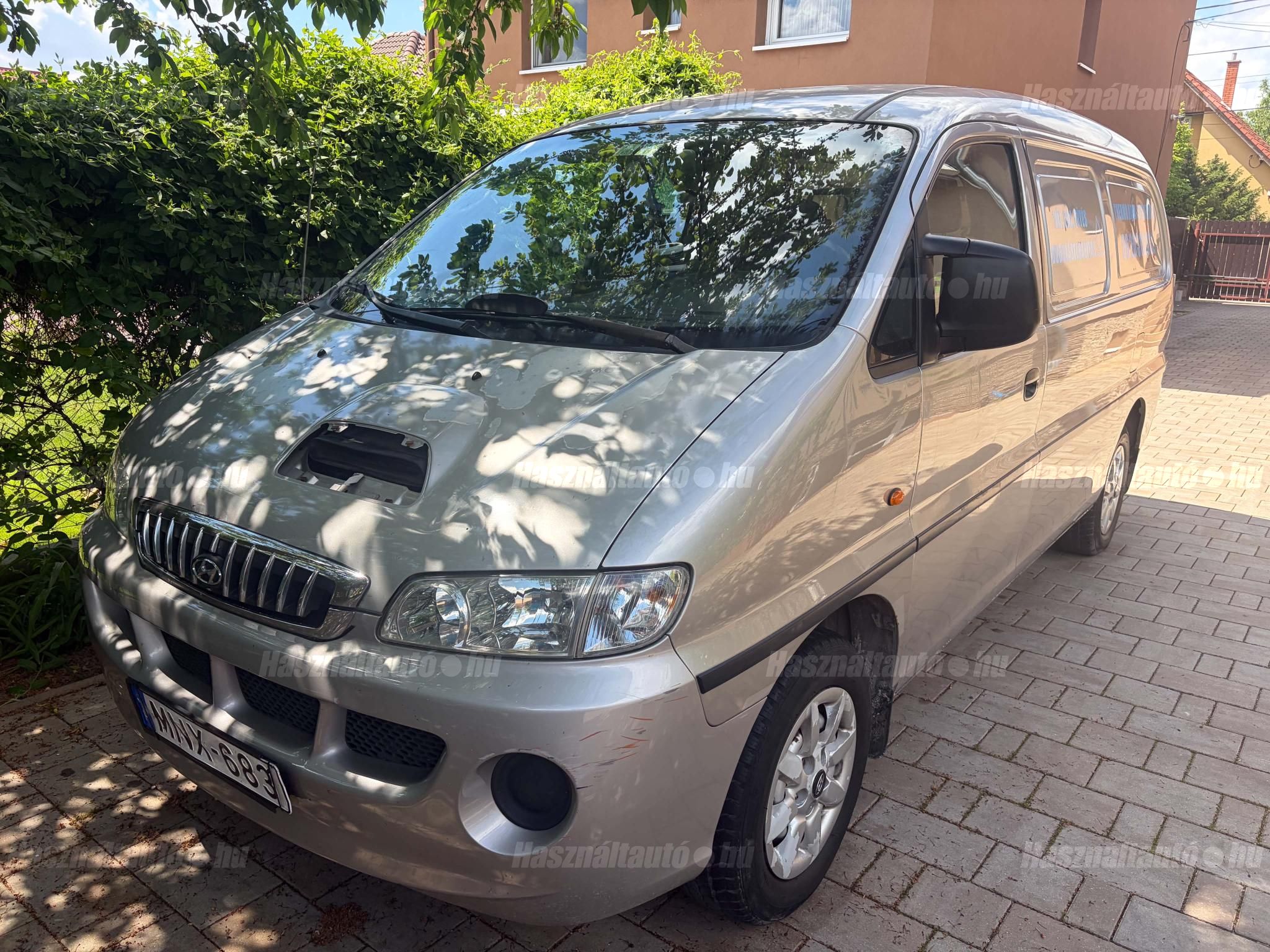 HYUNDAI H-1 2006/2 - 1
