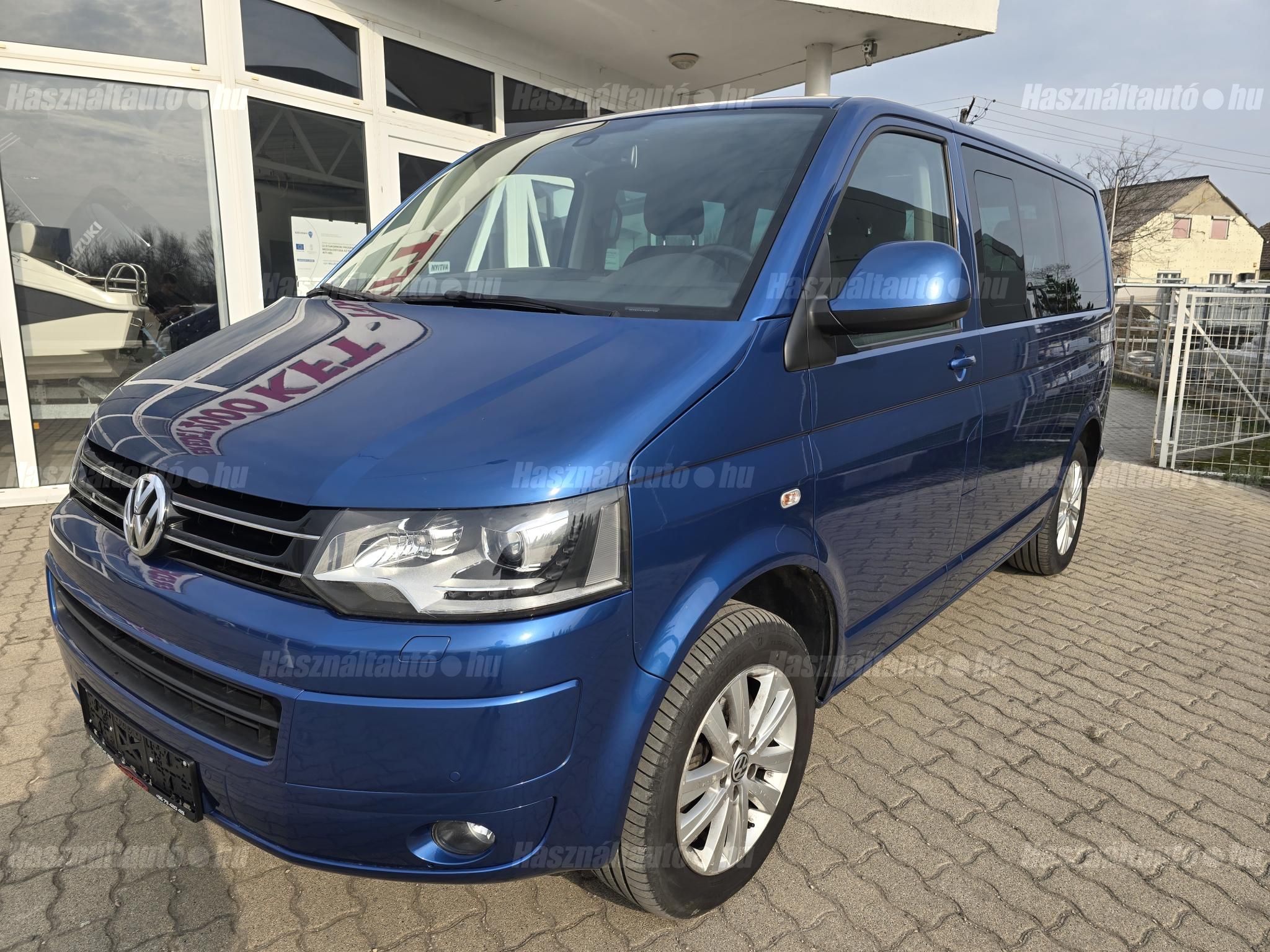 VOLKSWAGEN MULTIVAN 2013/12 - 1