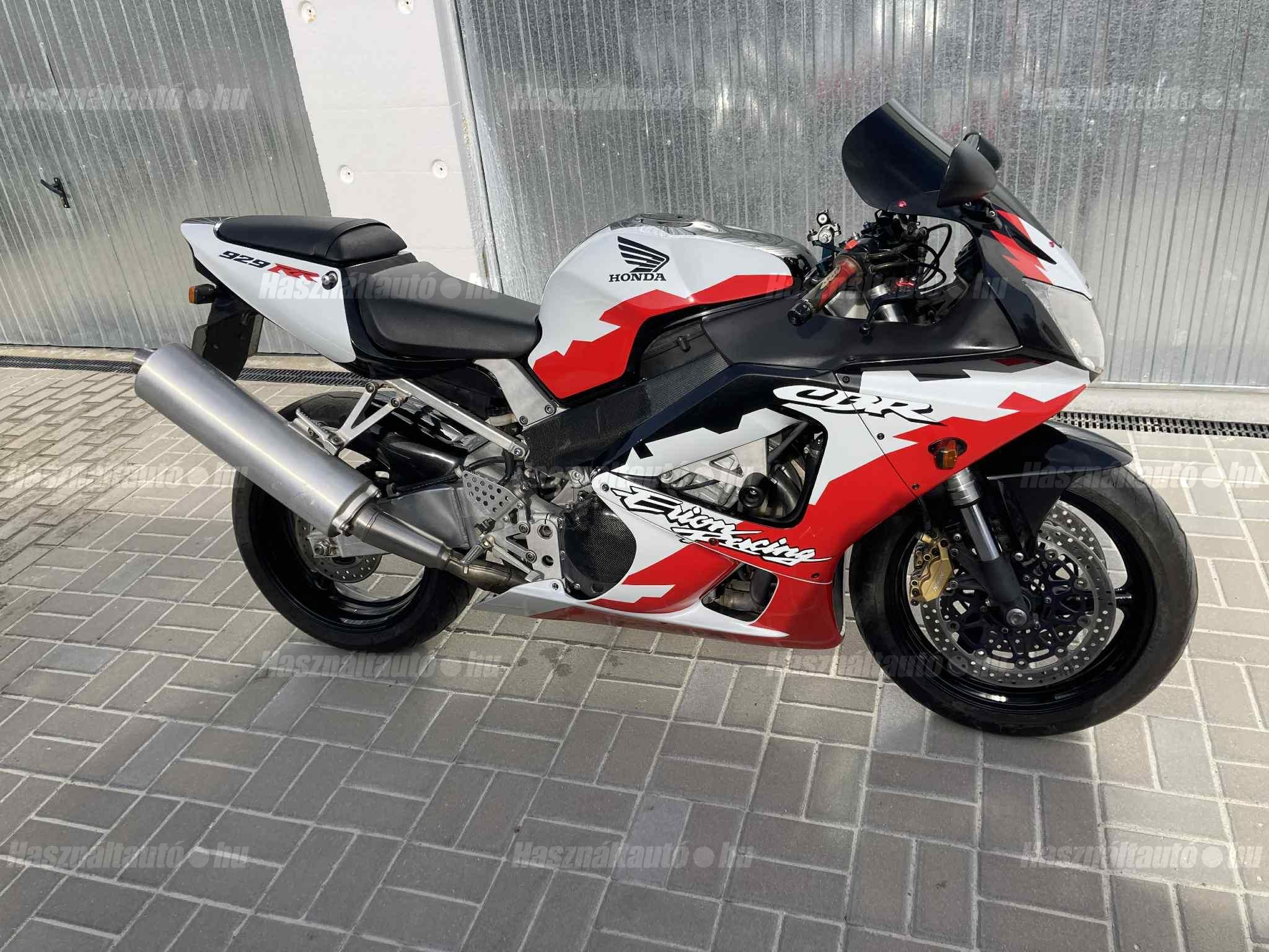 HONDA CBR 900 RR 2000/4 - 1