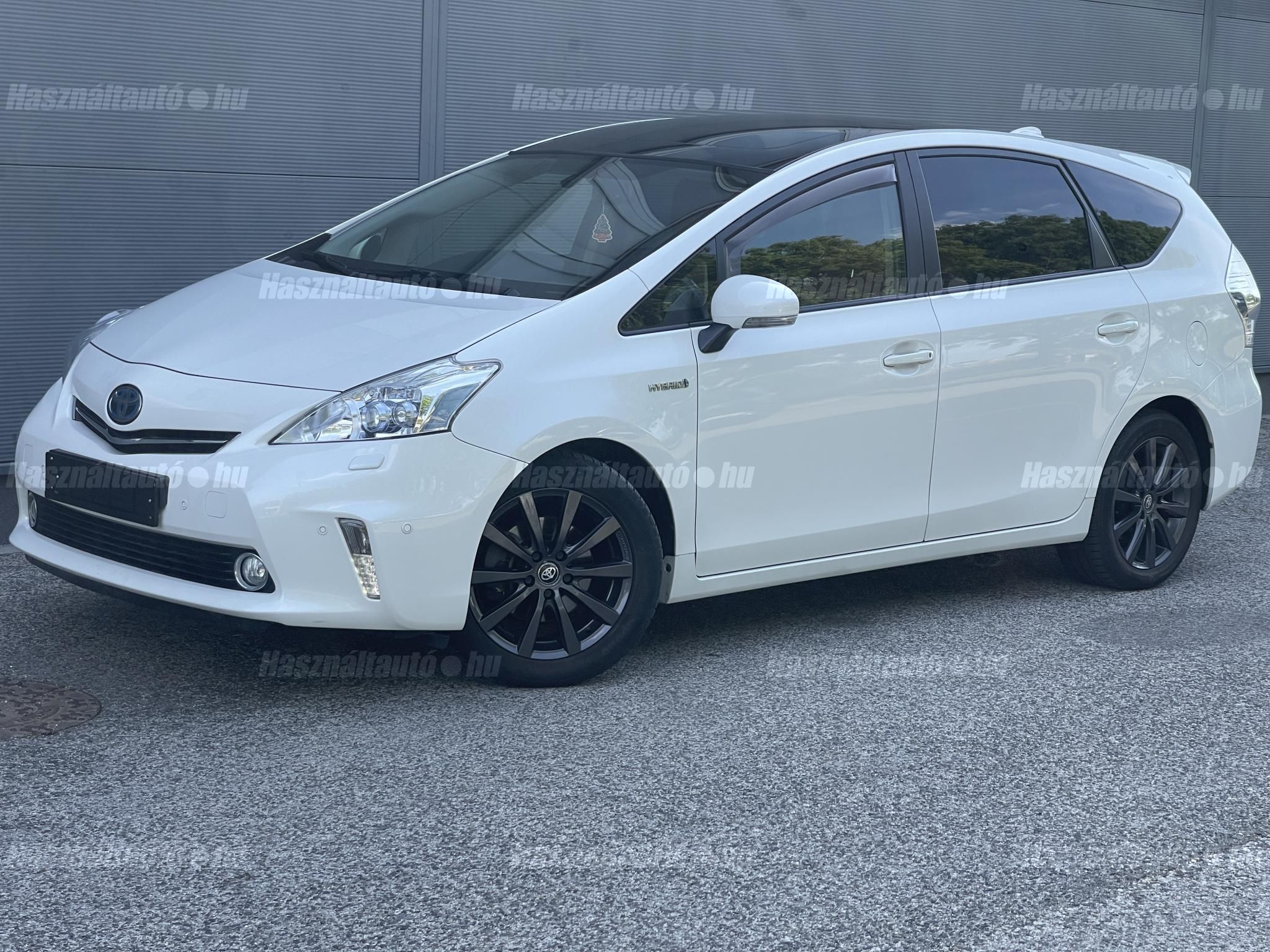 TOYOTA PRIUS+ 2012/9 - 1