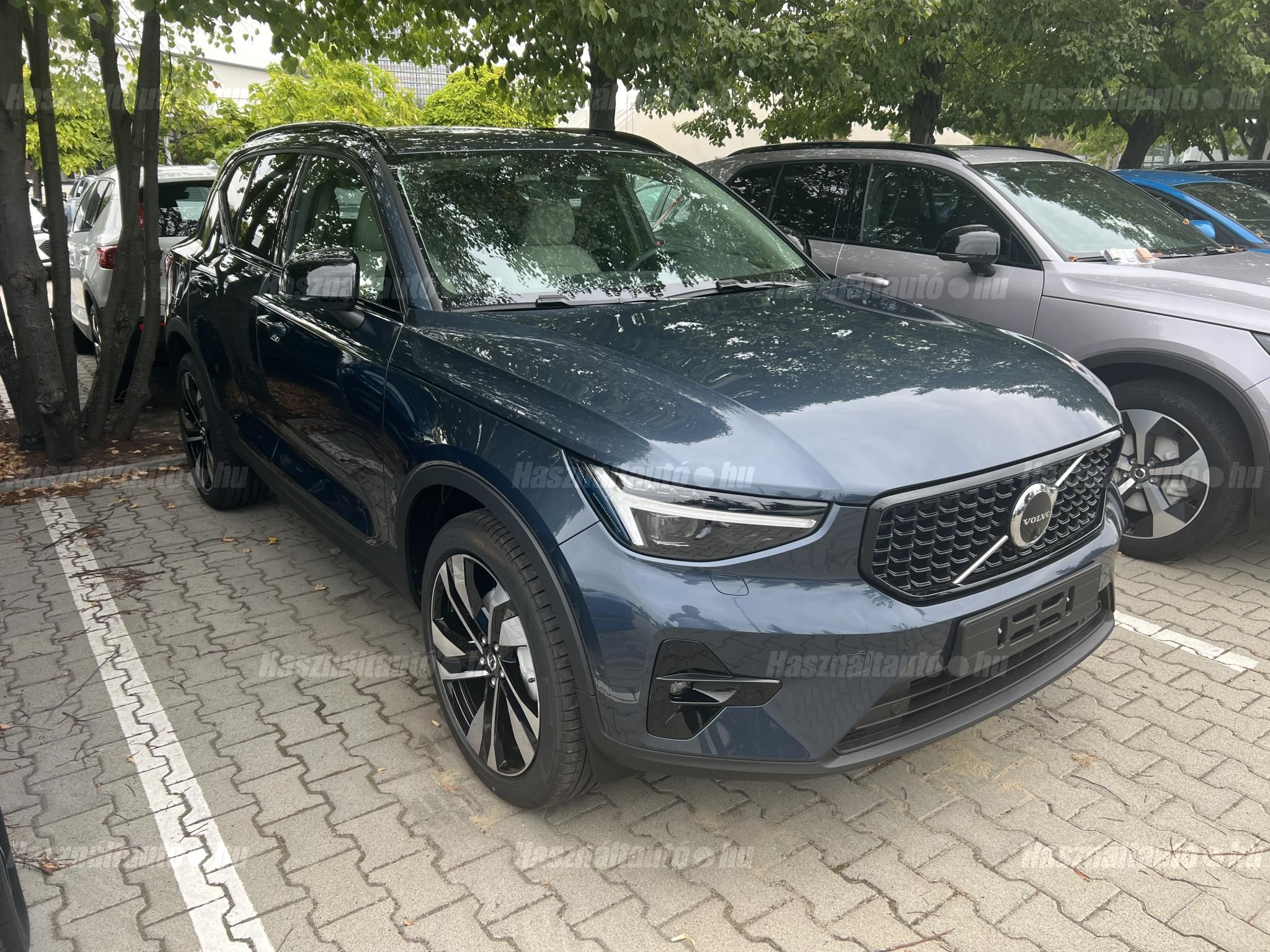 VOLVO XC40 2026 - 1