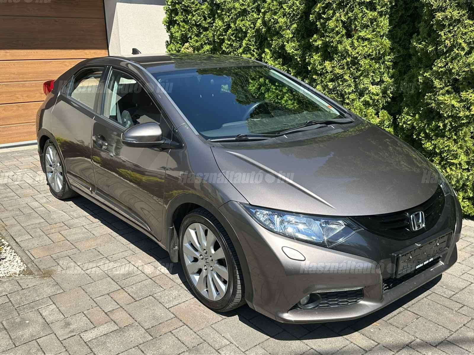 HONDA CIVIC 2013/6 - 1