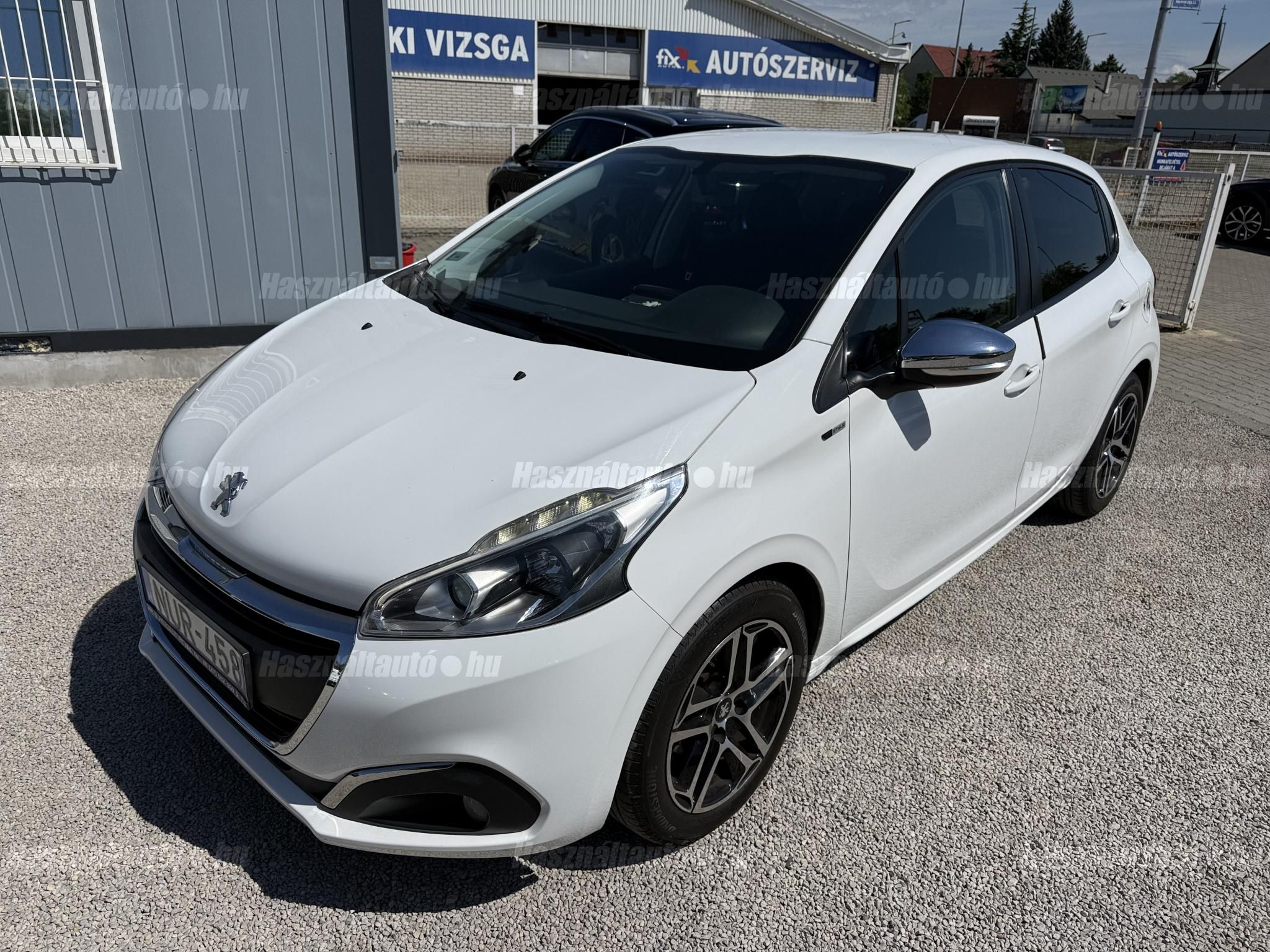 PEUGEOT 208 2016/8 - 1