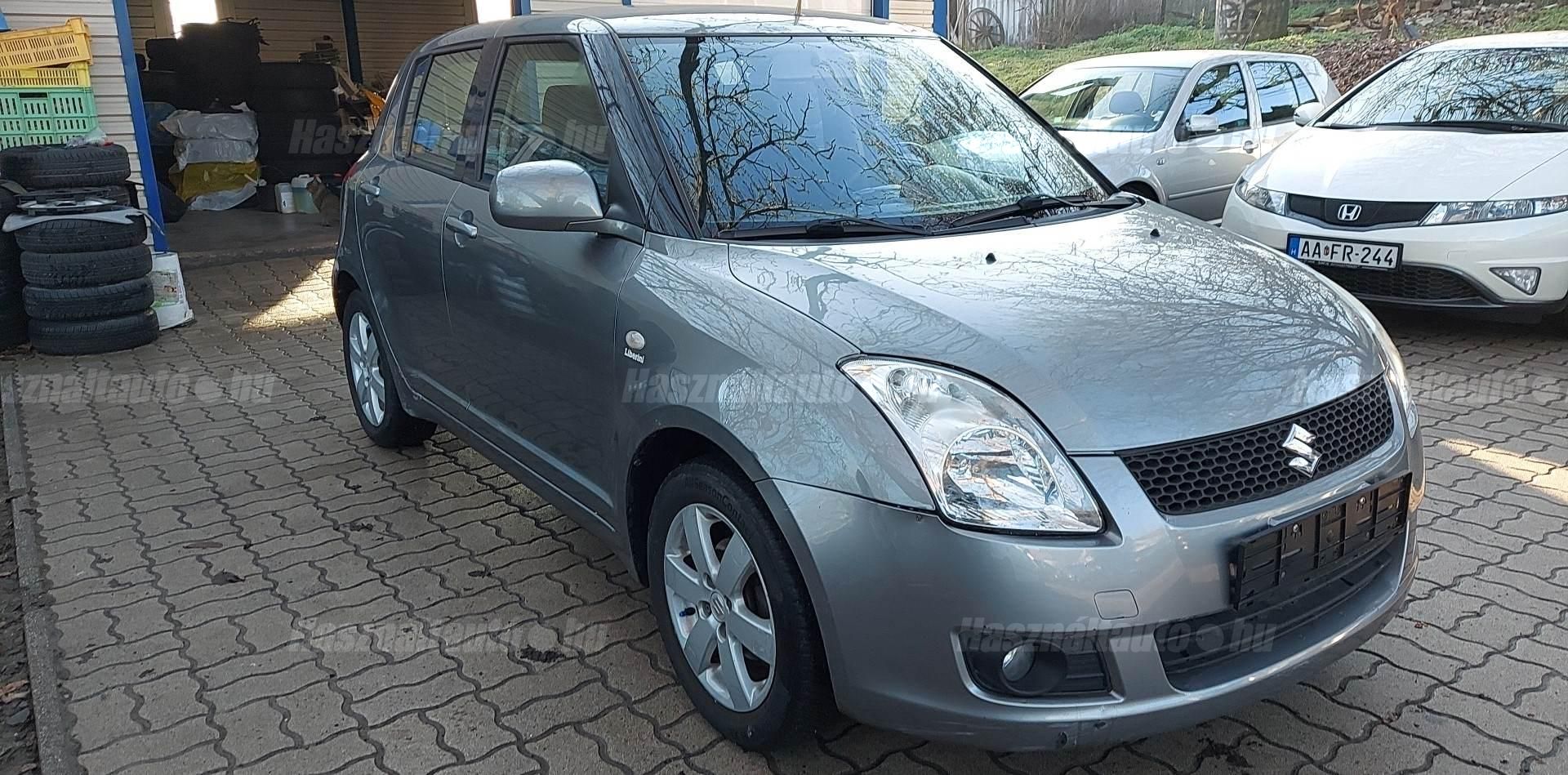 SUZUKI SWIFT 2009/9 - 1