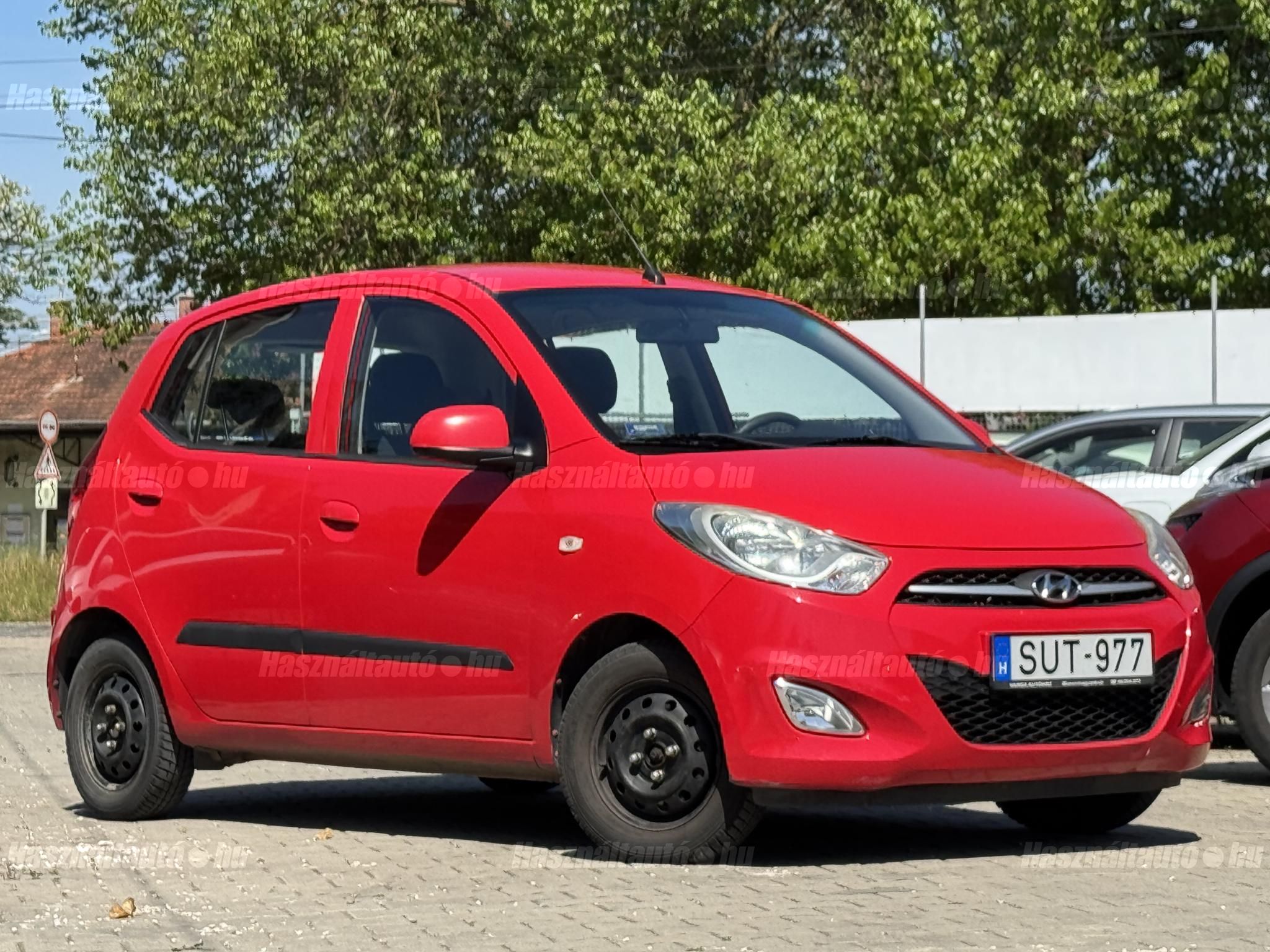HYUNDAI I10 2011/6 - 1