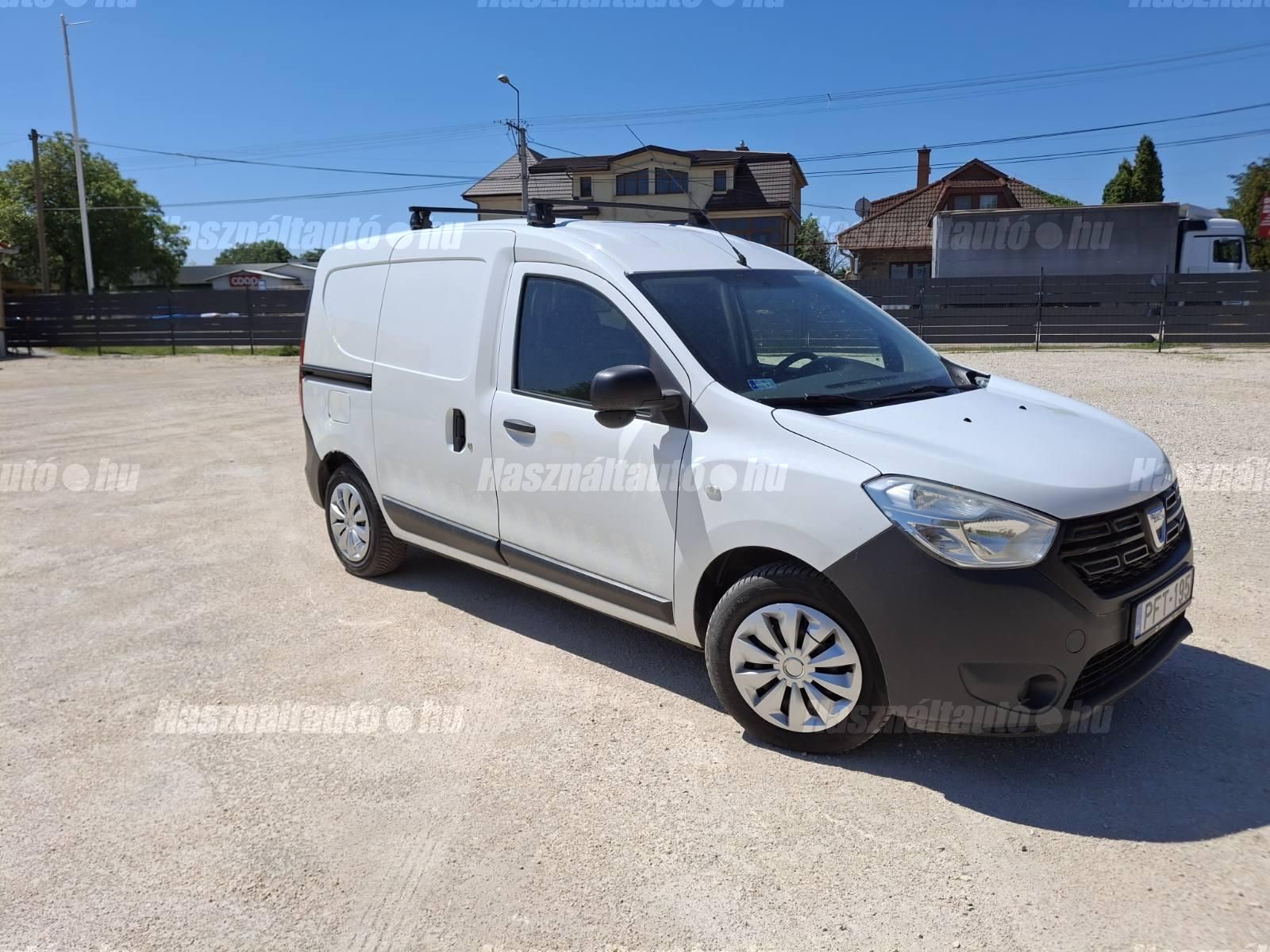 DACIA DOKKER 2017/6 - 1