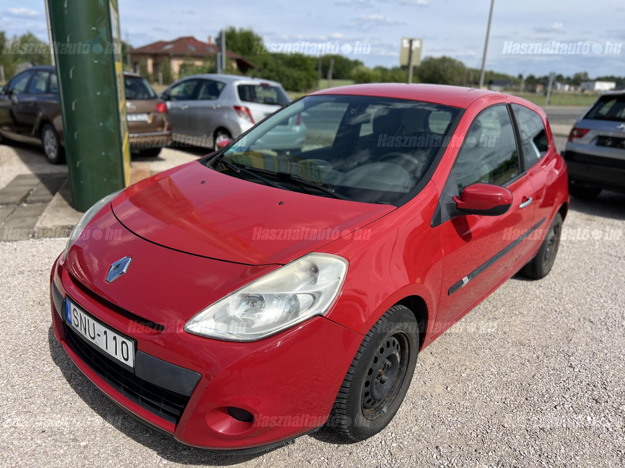 RENAULT CLIO 2010/12 - 1